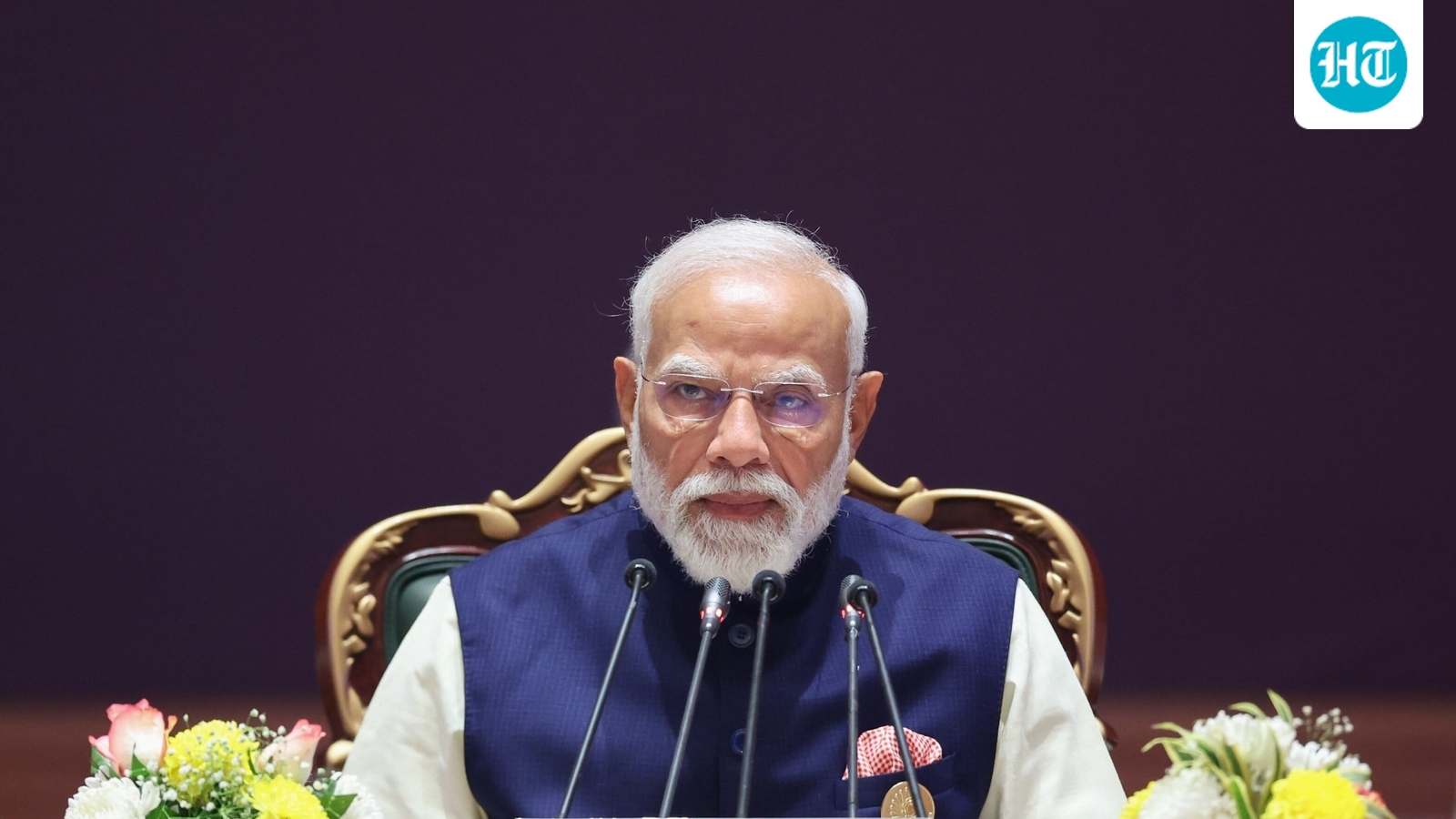 PM encourages UAE funds to invest in India