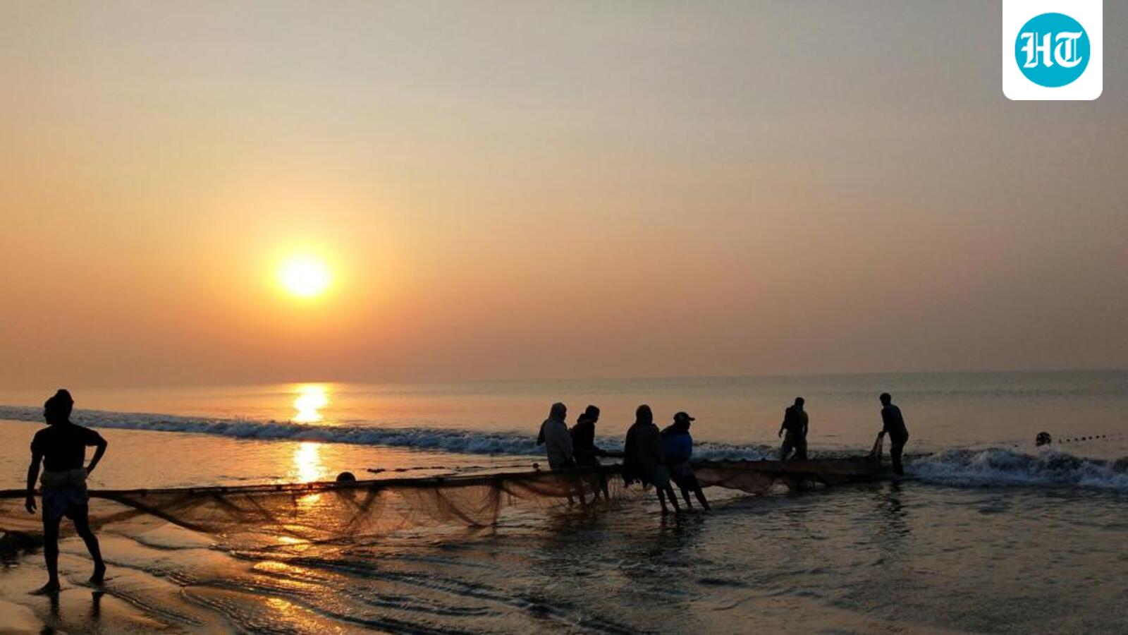 In Bengal, ECI orders tourists to leave Digha, Mandarmani coastal resorts