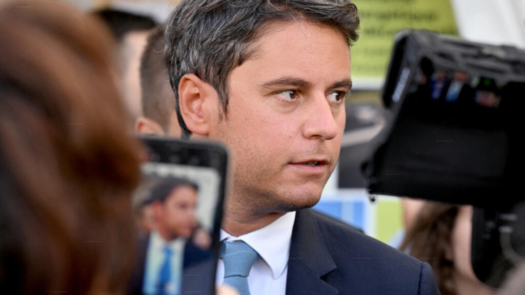 French presidential hopefuls share details of love lives ahead of race