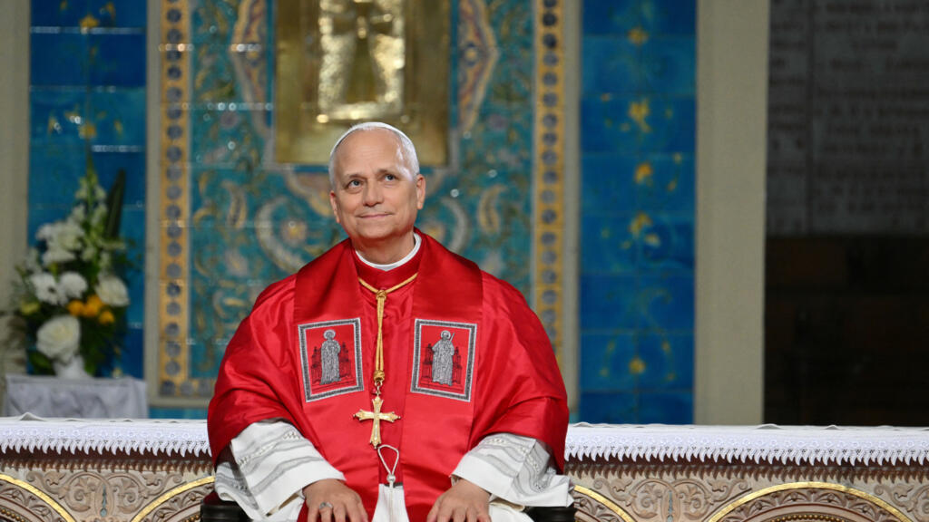 The week in pictures: Orban ousted in Hungary, Pope Leo's Africa tour and Trump as Jesus