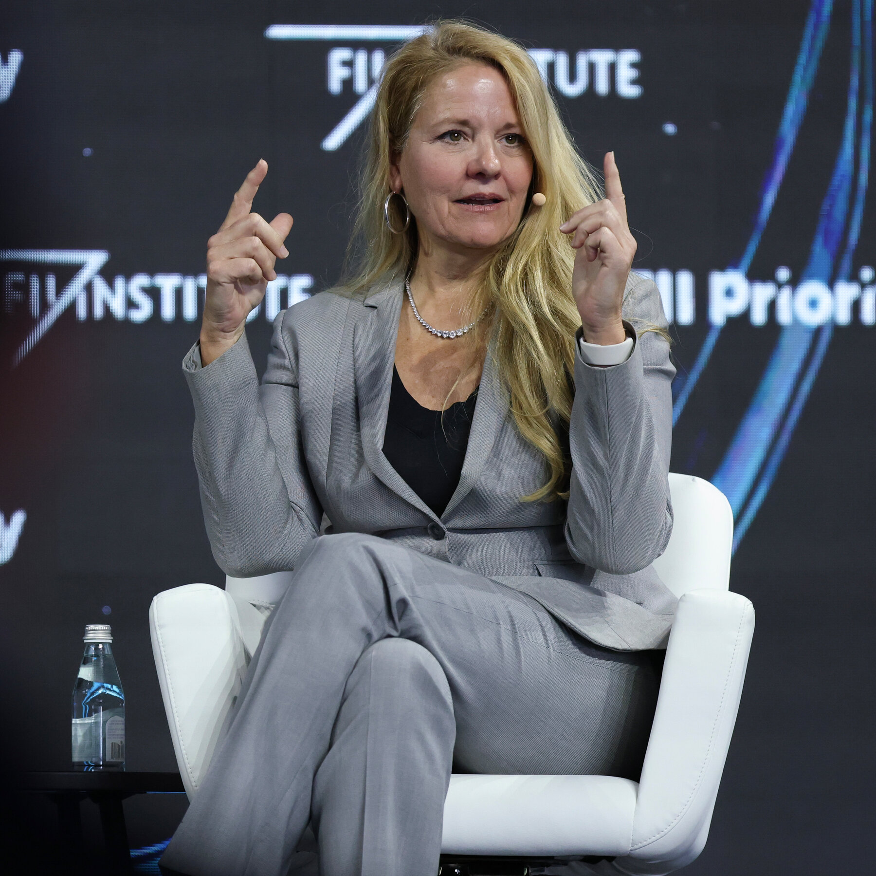 Gwynne Shotwell, Elon Musk’s No. 2 at SpaceX, Is the Company’s Steady Hand