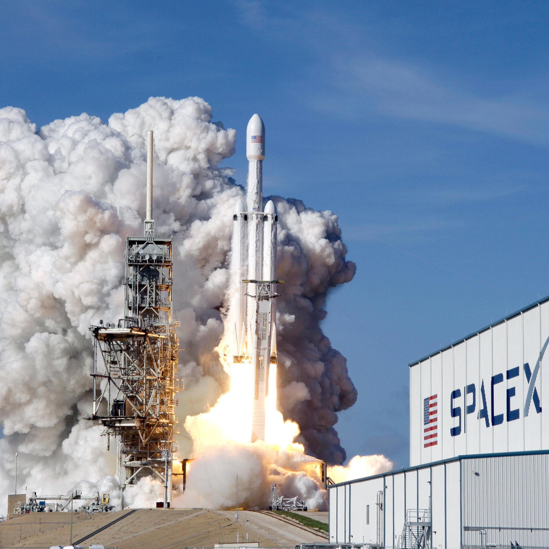 Skeptics Question Whether SpaceX Is Worth $1.77 Trillion