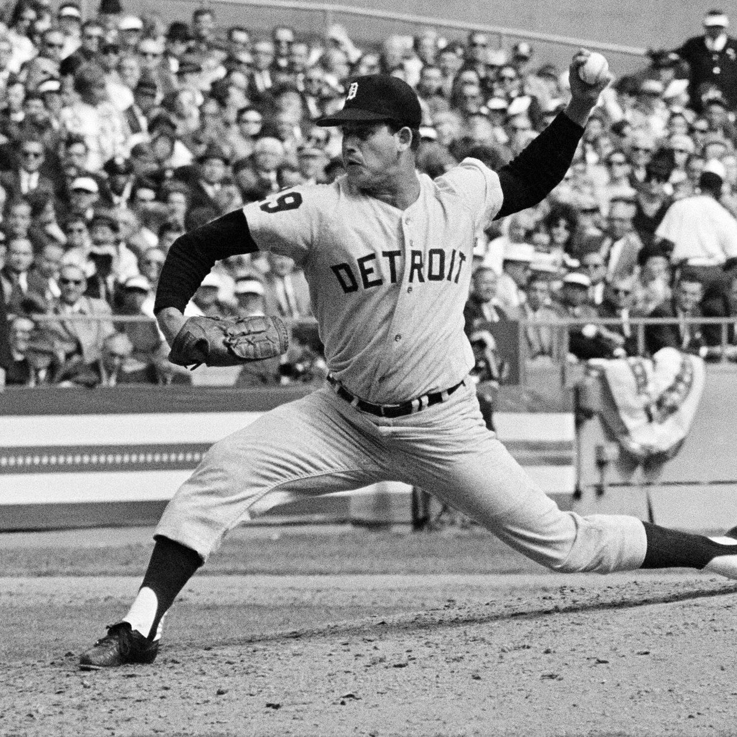 Mickey Lolich, Hero of the 1968 World Series, Dies at 85