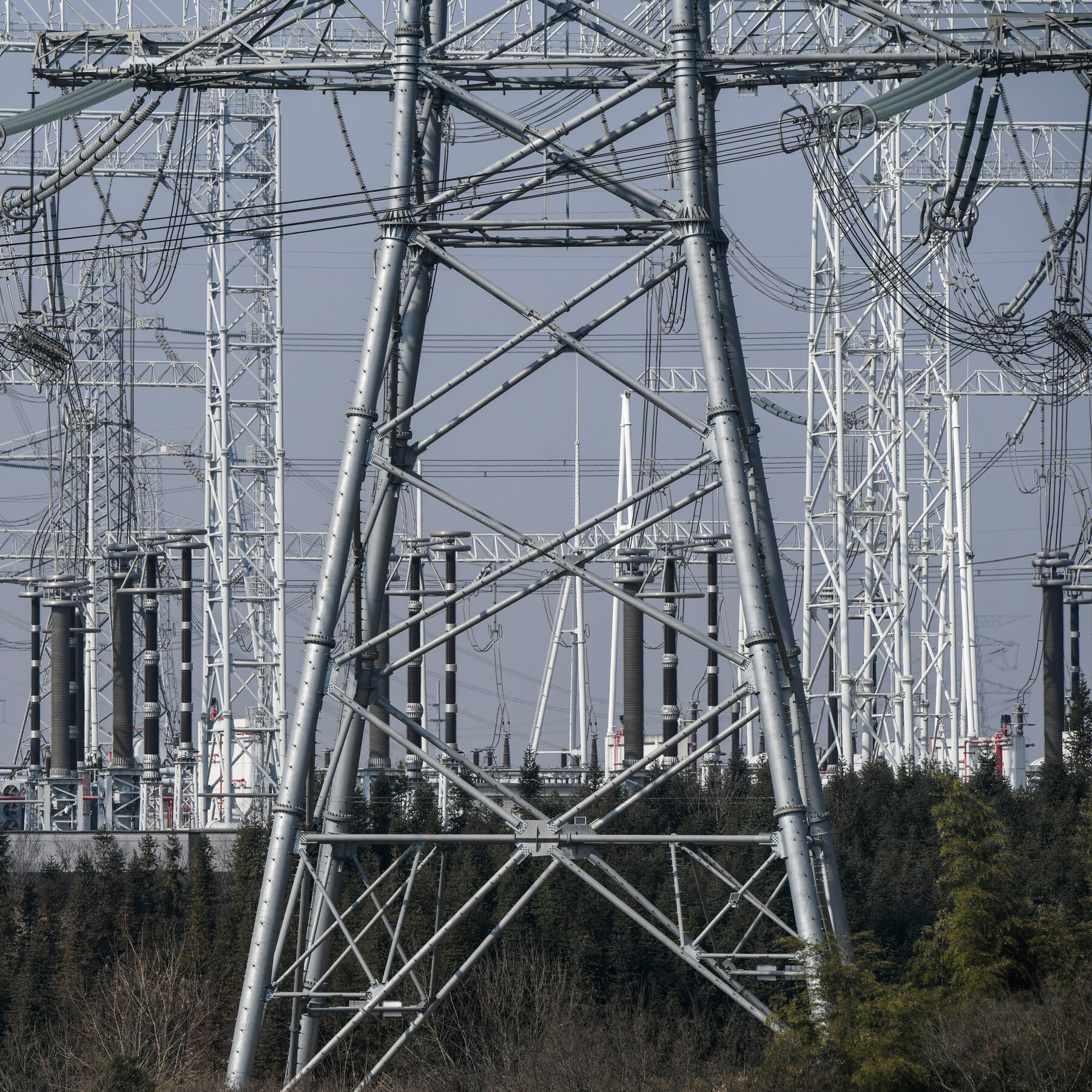 China’s Electrostate Is Poised to Win From War in the Middle East