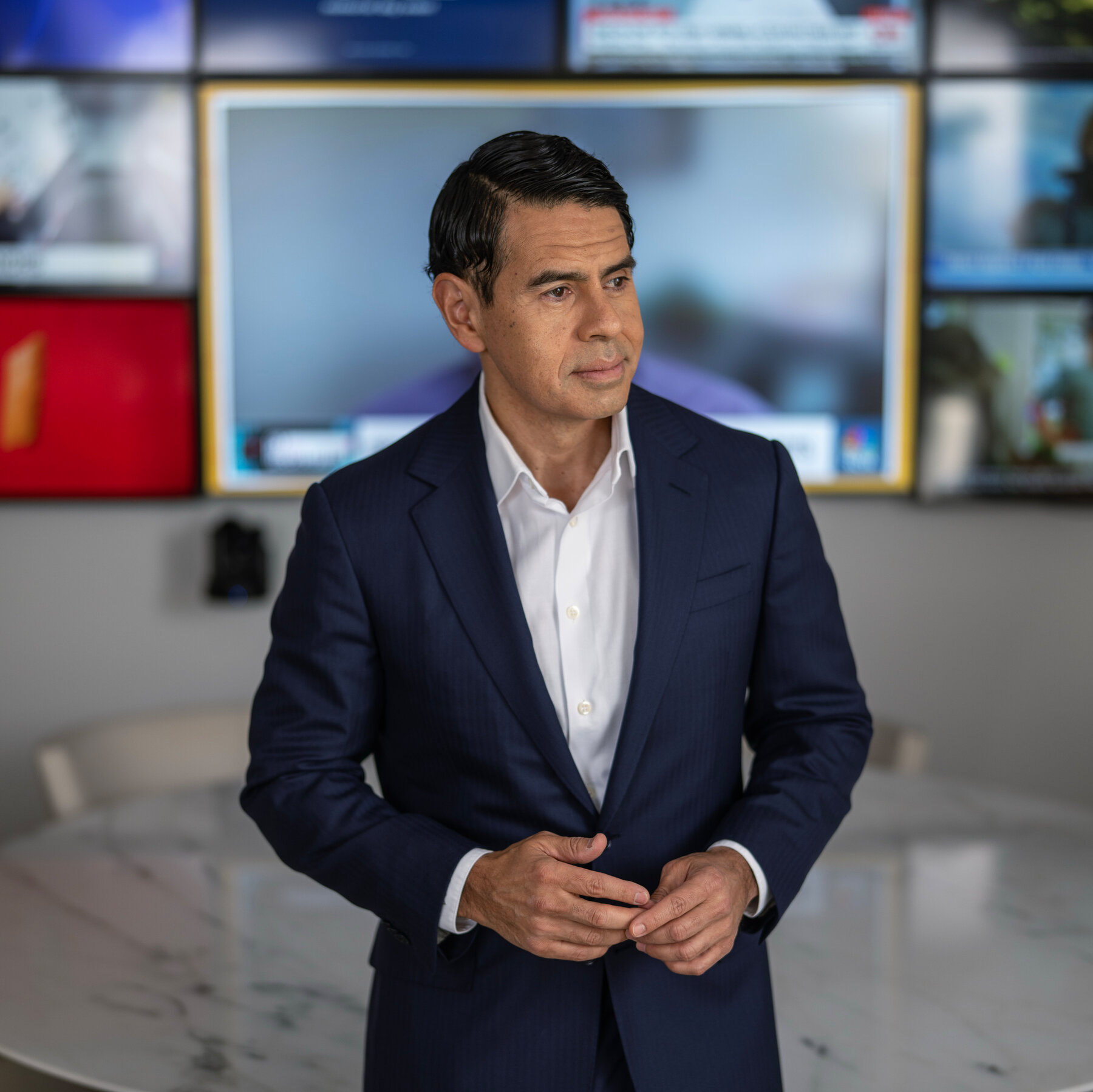 How to Run a News Company in the Age of Polarization and A.I. Slop