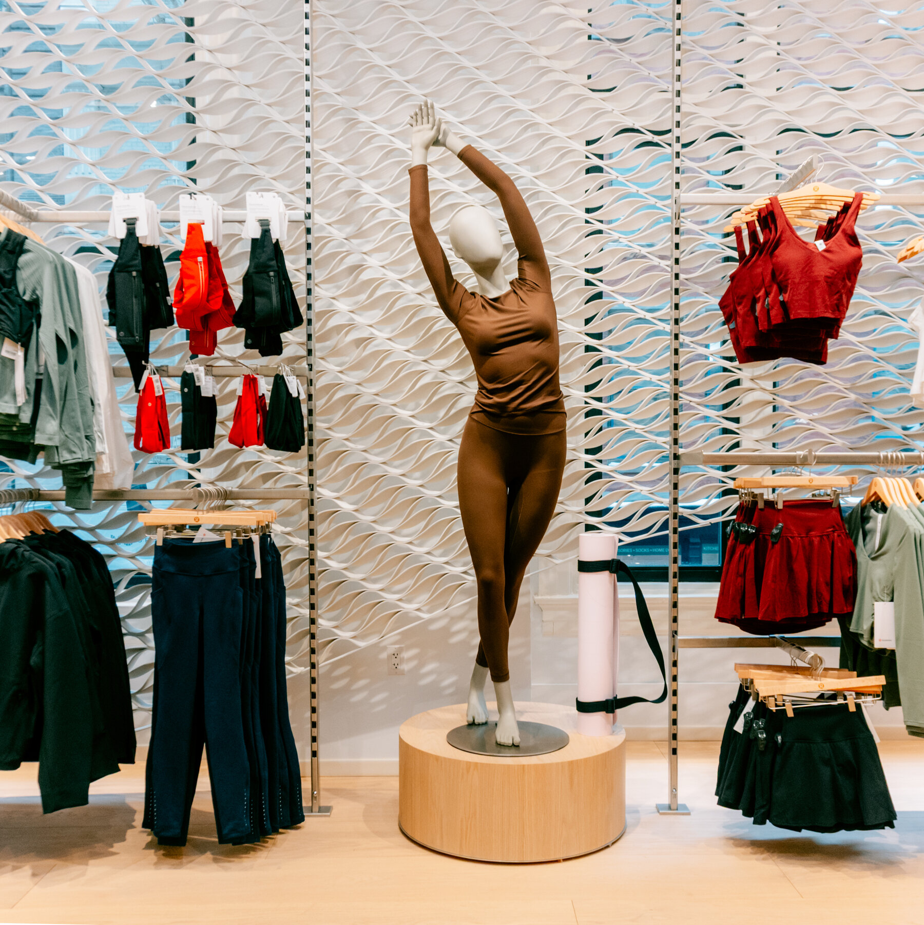 Lululemon Scrambles to Revive Yoga Pants Empire Amid Fight With Founder