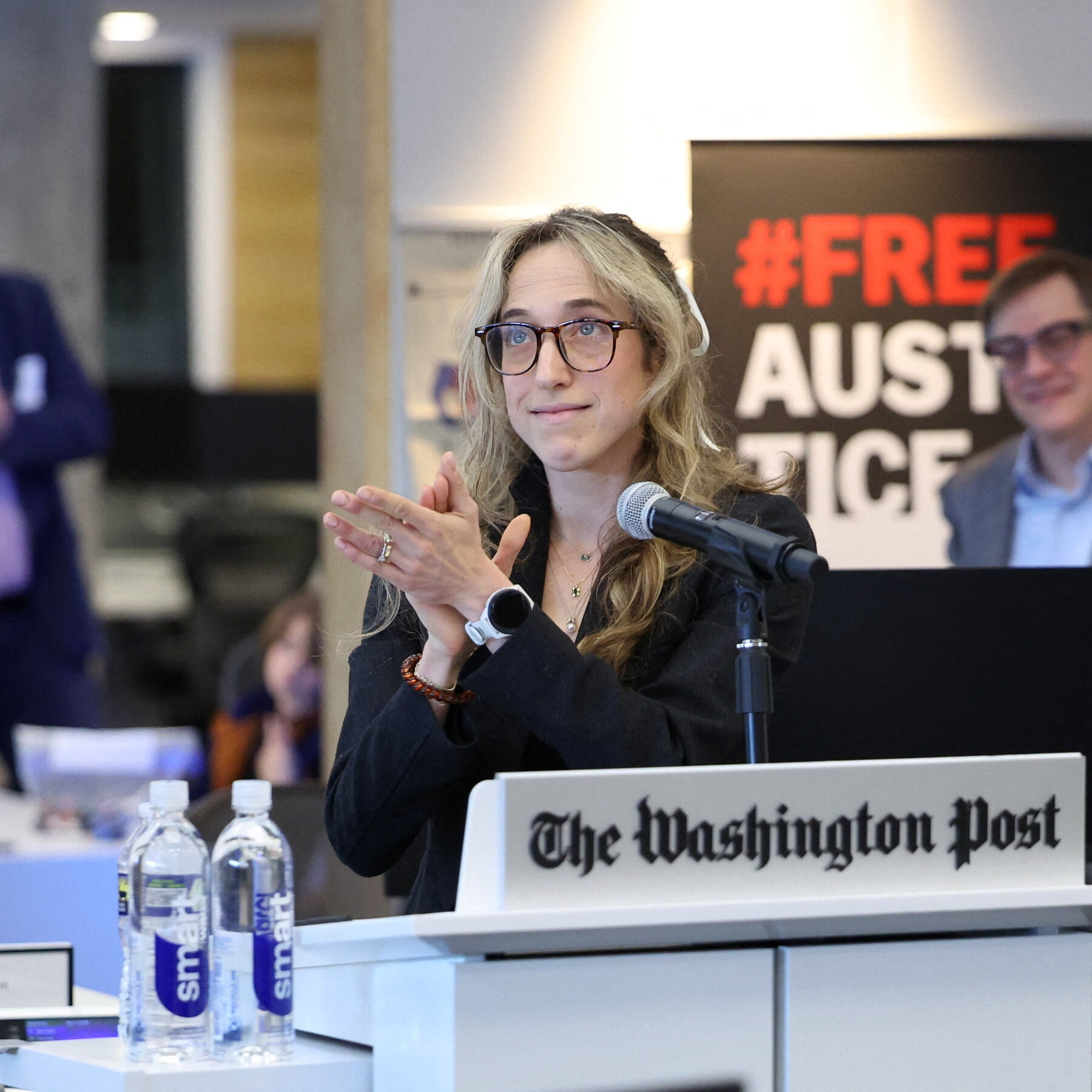 Washington Post Reporter Was an FBI Target, and Is Now a Pulitzer Prize Winner
