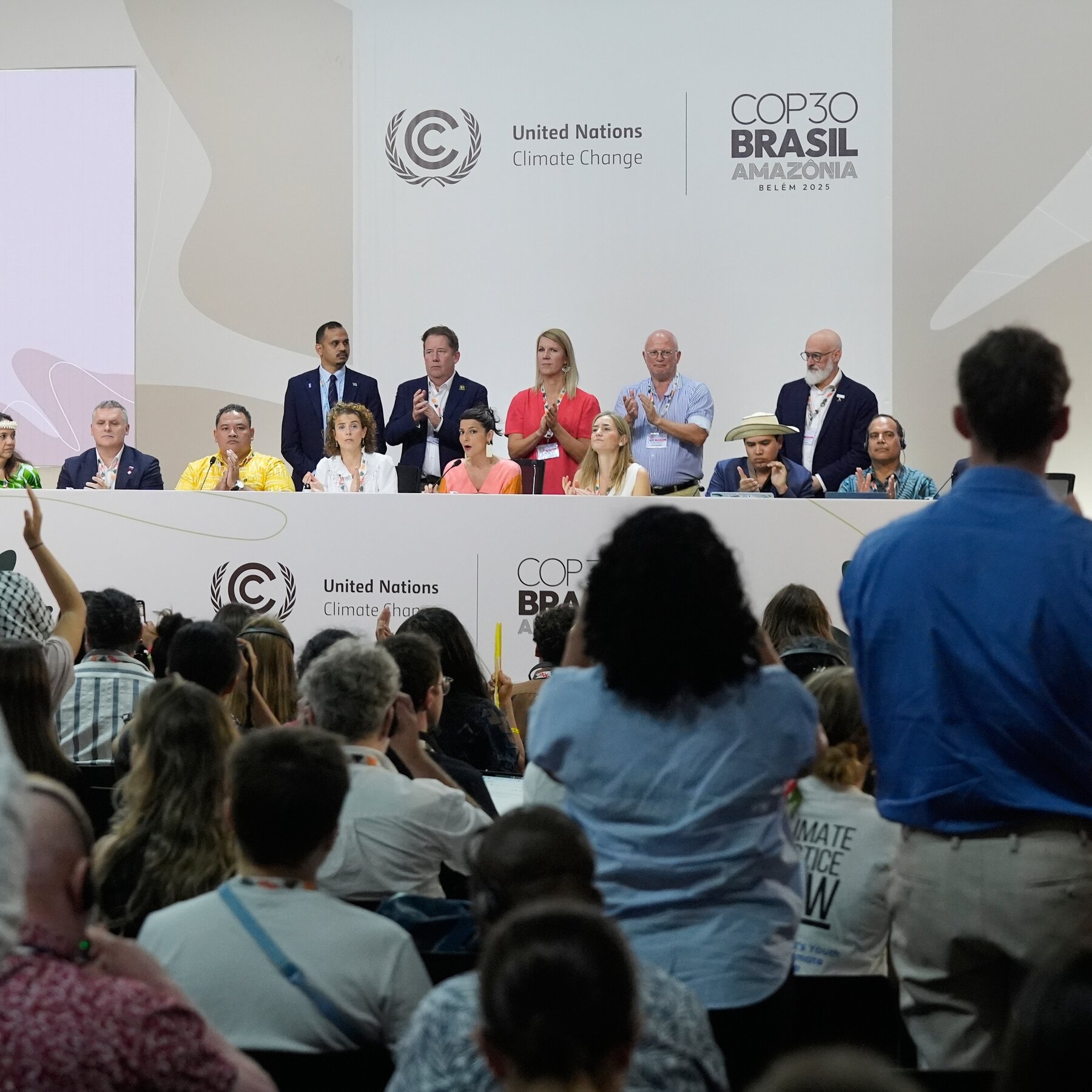 60 Countries to Meet on Phasing Out Fossil Fuels but Are Excluding the U.S.