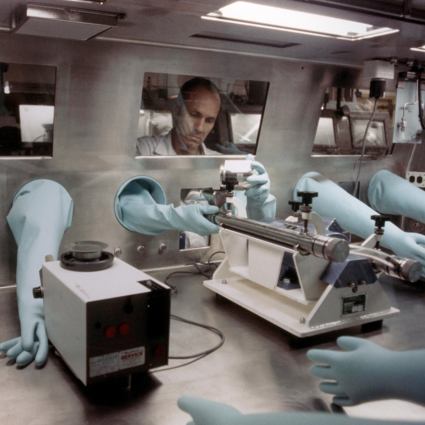 U.S. Aims to Give Cold War Plutonium to Start-Ups for Nuclear Fuel