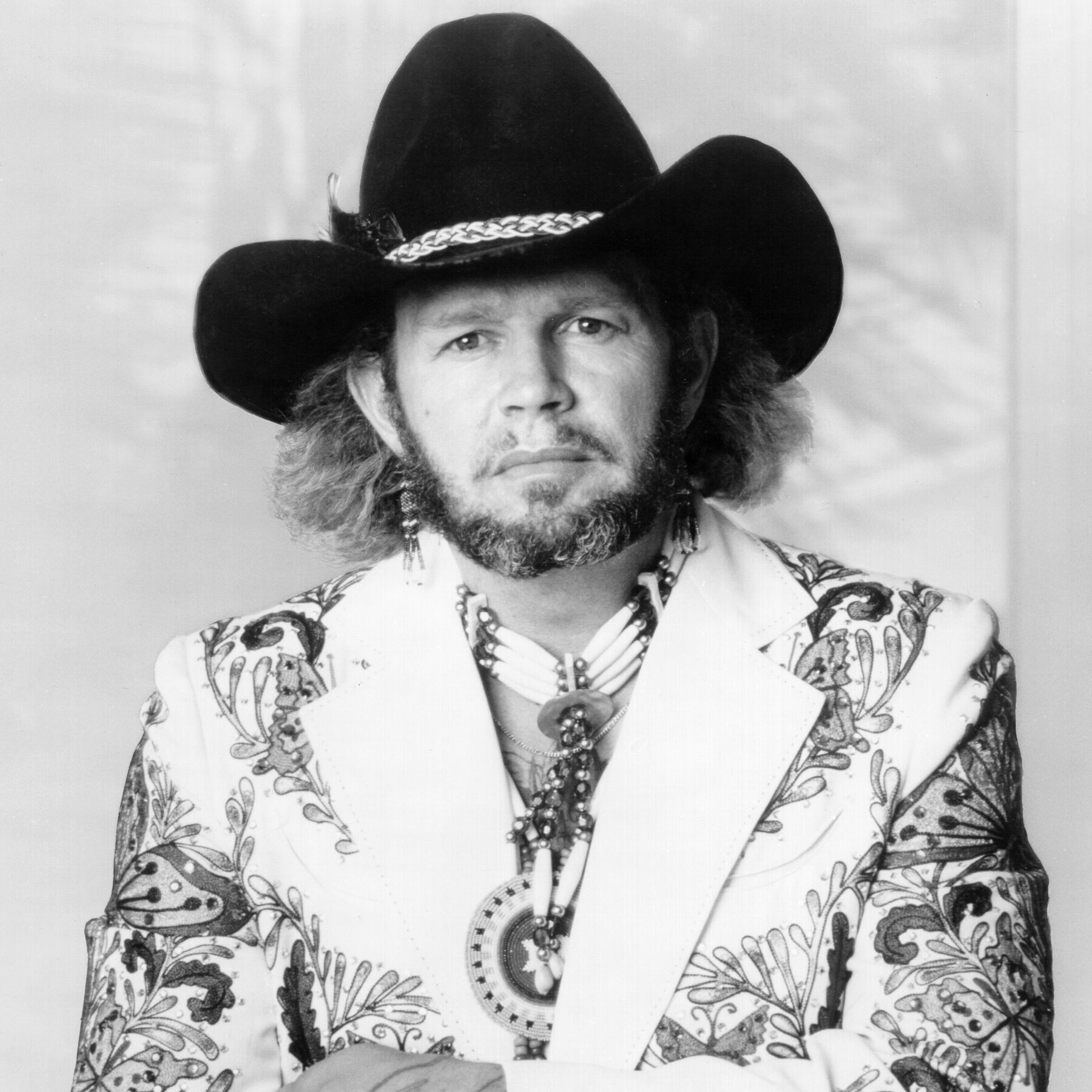 David Allan Coe, Singer Who Personified Outlaw Country, Dies at 86