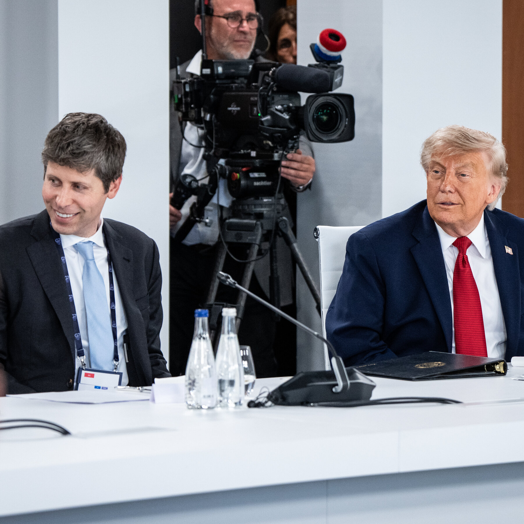Trump Administration Is Snapping Up Stakes in Private Companies. Could A.I. Be Next?