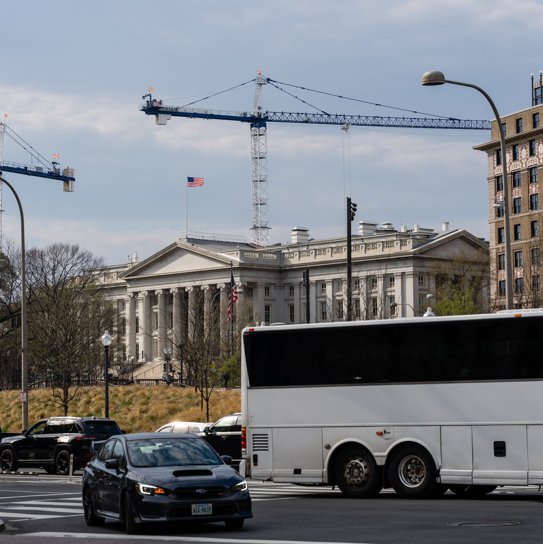 Russia Bill Broadens Sanctions but Could Fuel Fears Over the Dollar