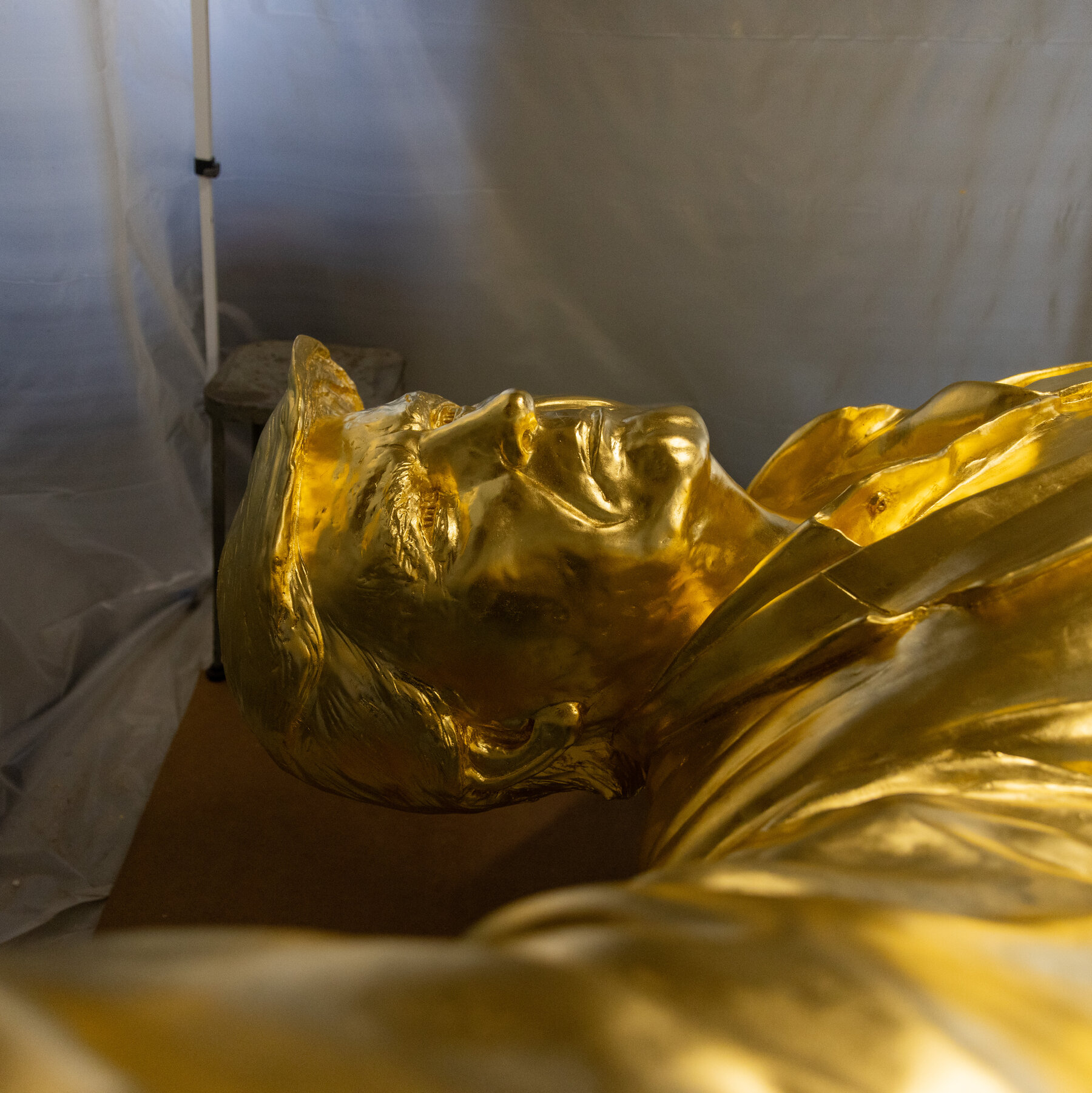 Trump’s Relentless Self-Promotion Fosters an American Cult of Personality