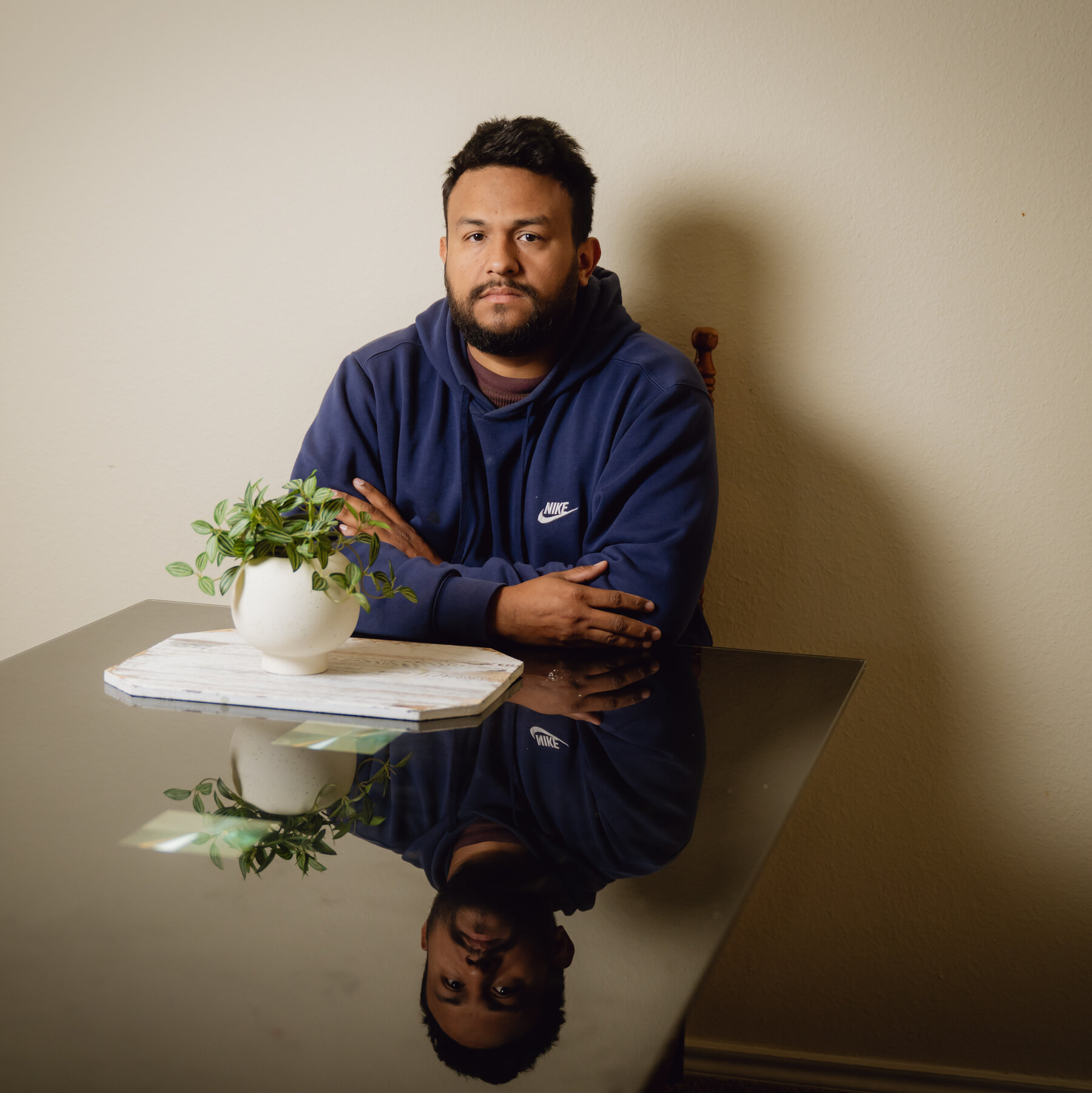 Many Venezuelans Want to Go Home. But They Can’t Get Passports.