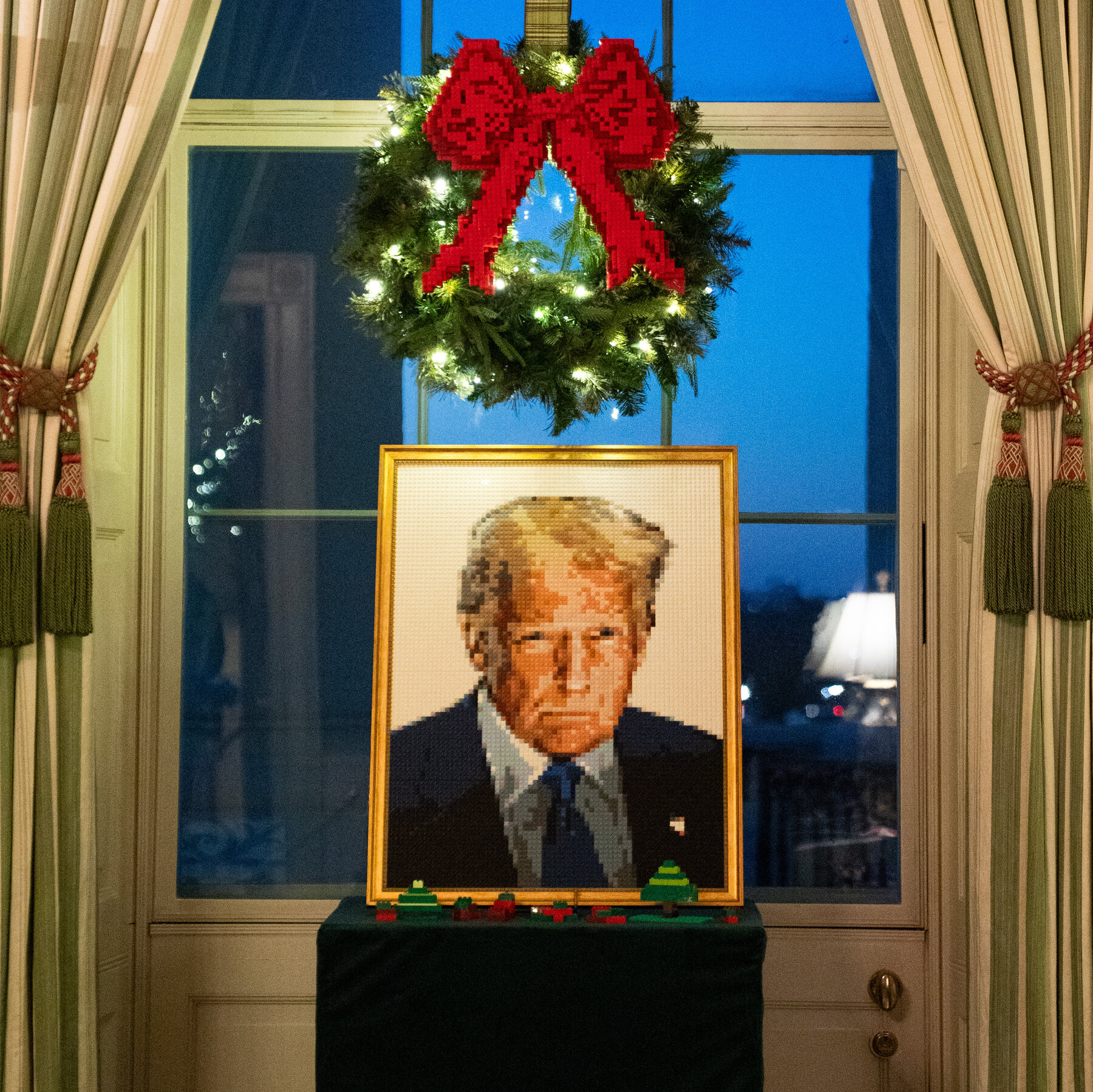 This Year, a Smaller Christmas at the White House