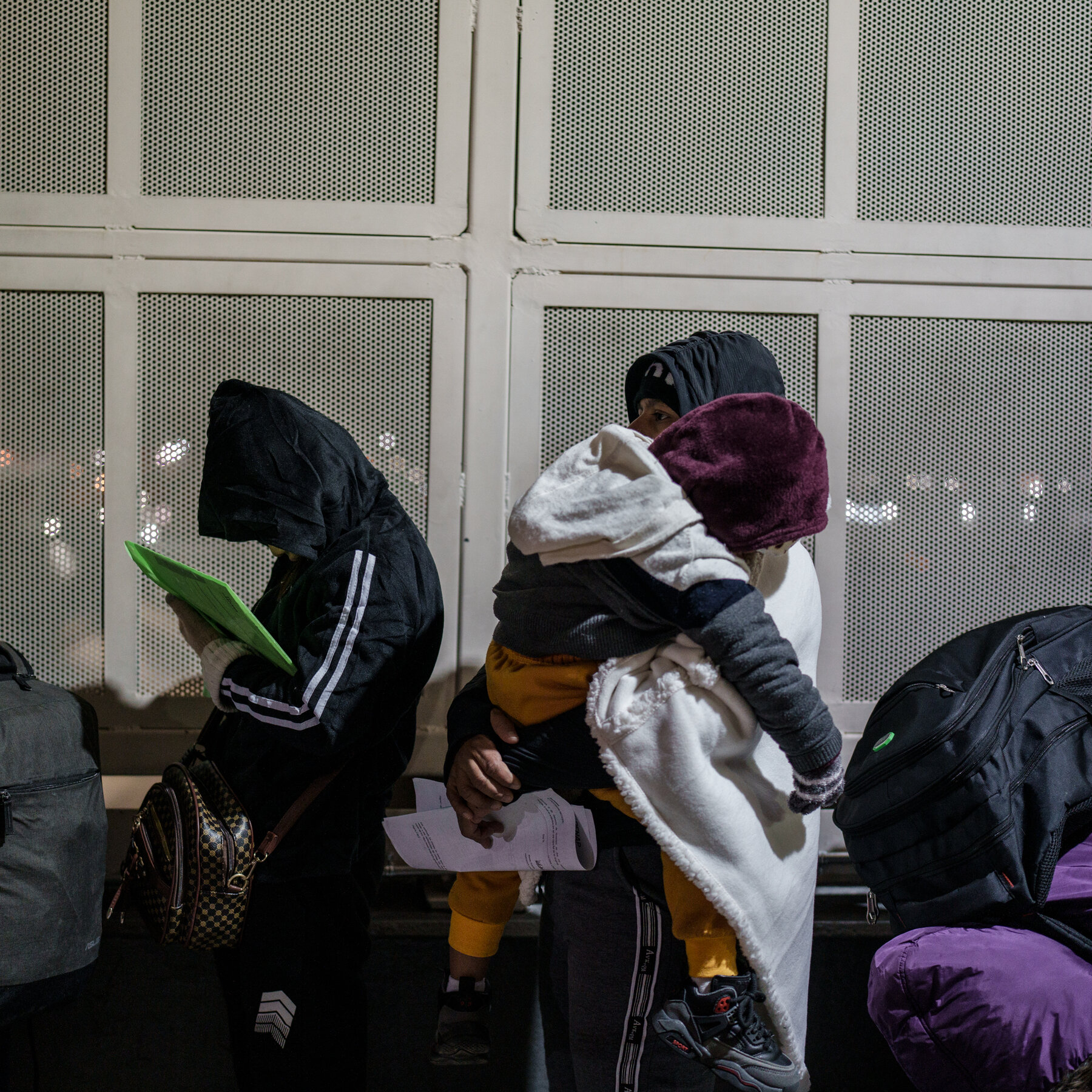 Key Justices Appear Skeptical of Limiting Birthright Citizenship