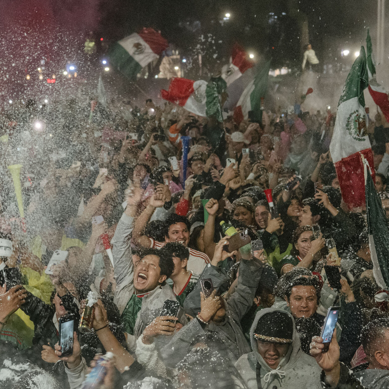 ¿Y Si Sí? The World Cup Delivers Hope to Mexico