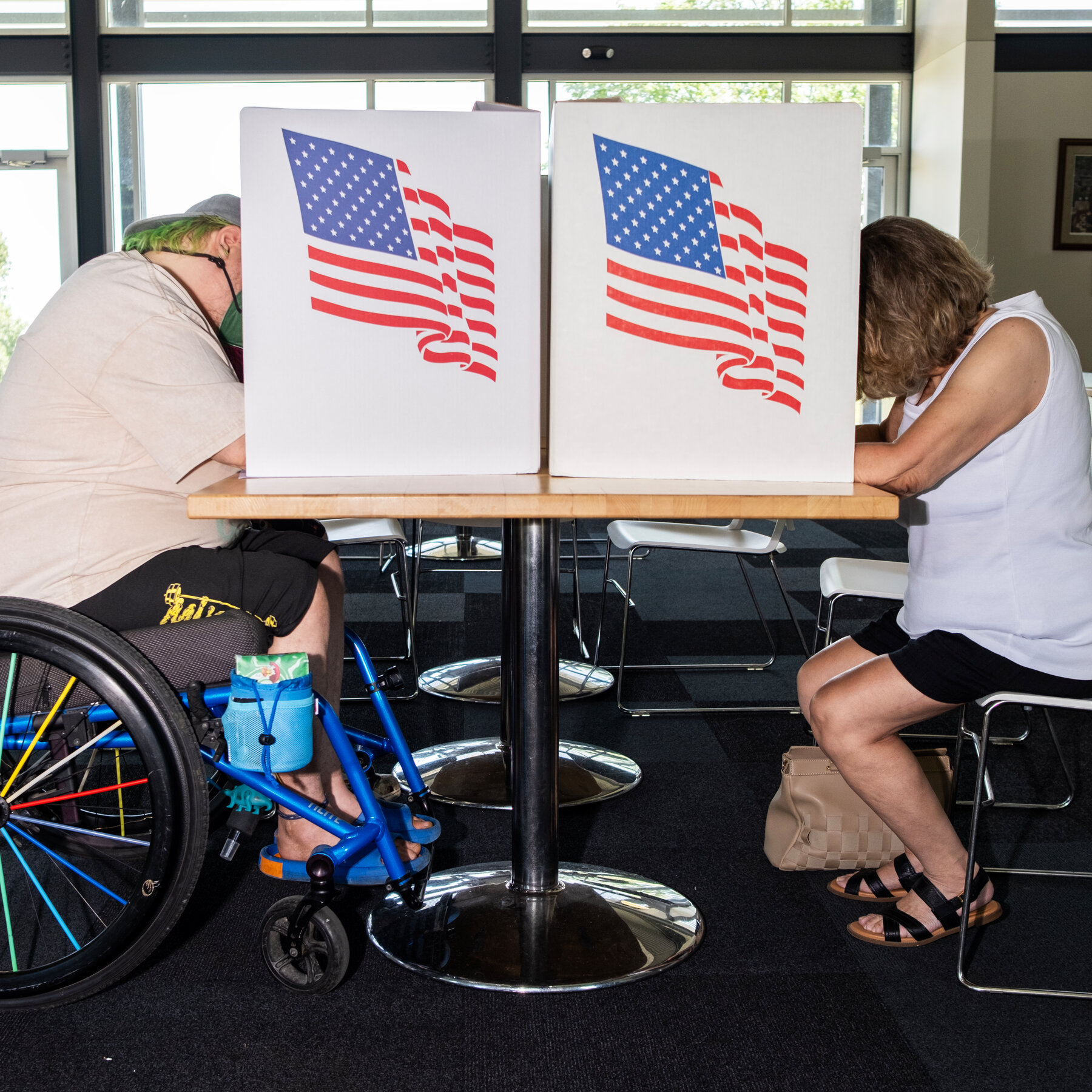 Ohio and Iowa Governors Races Tight, New Polls Show