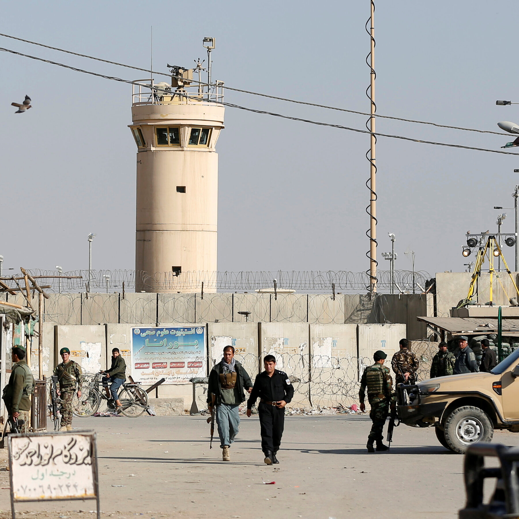 Supreme Court Grapples With Suit by Soldier Injured in Bombing on U.S. Base