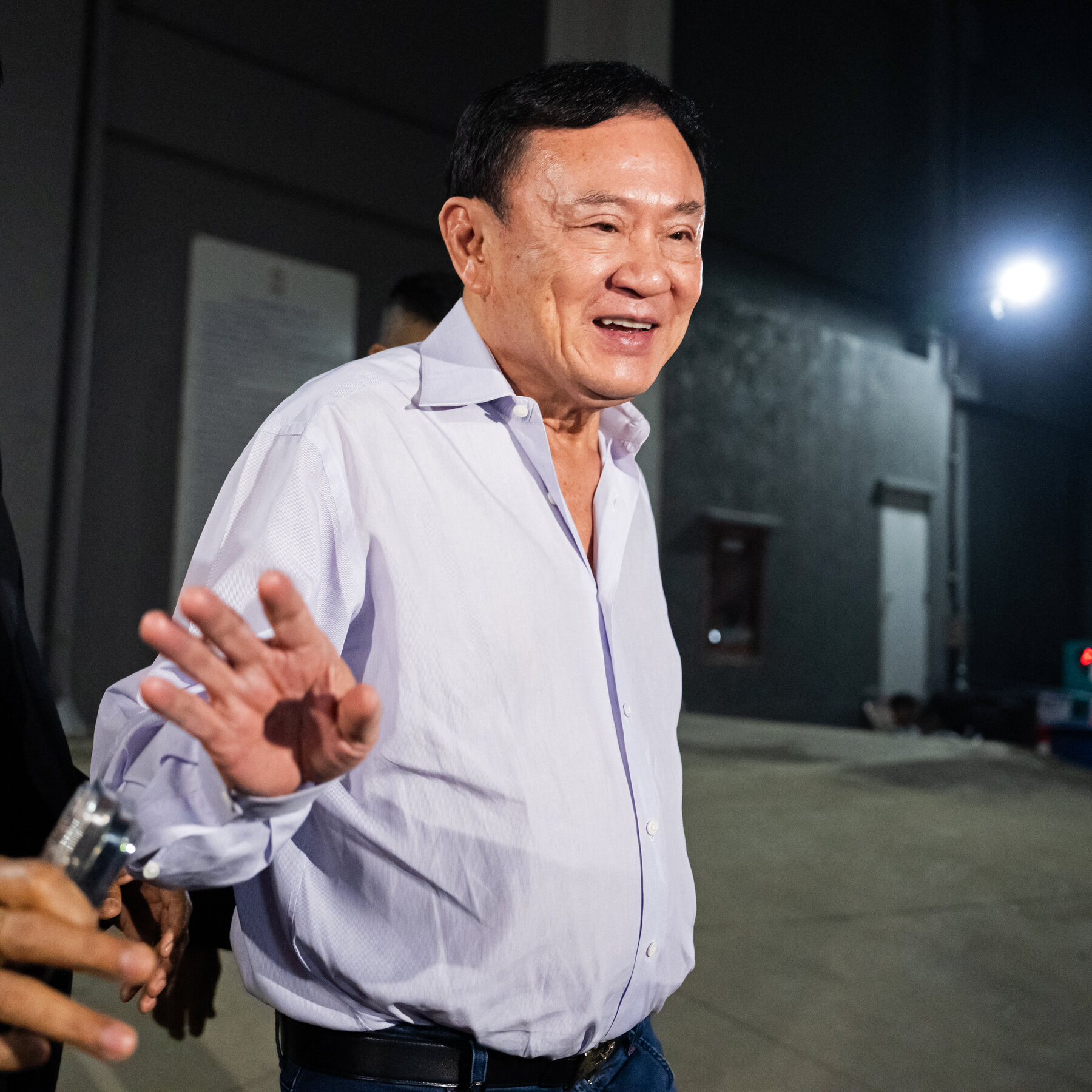 Thailand Ex-Premier Thaksin Shinawatra Abruptly Leaves Country