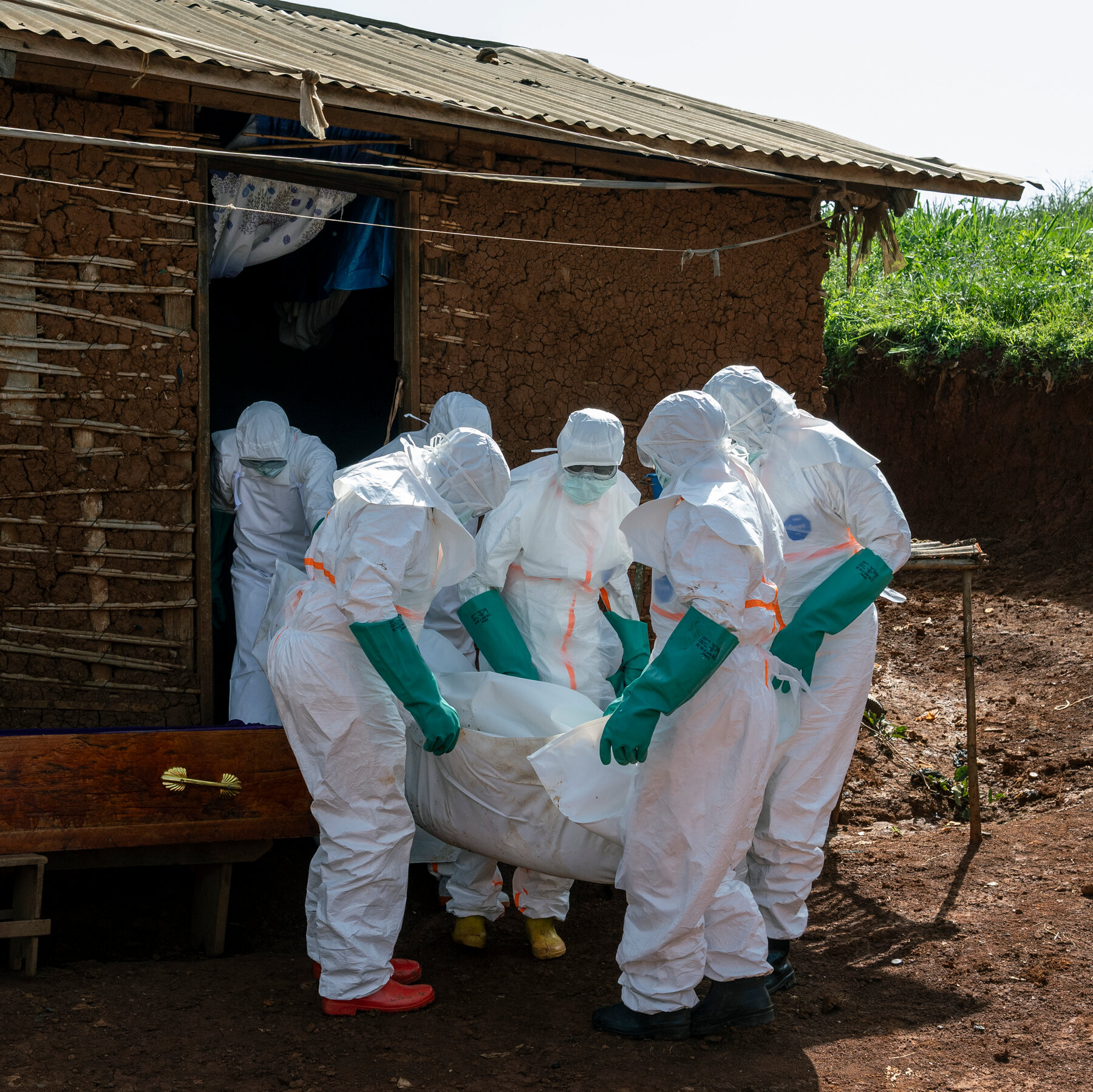 How Gold Is Driving the Spread of Ebola