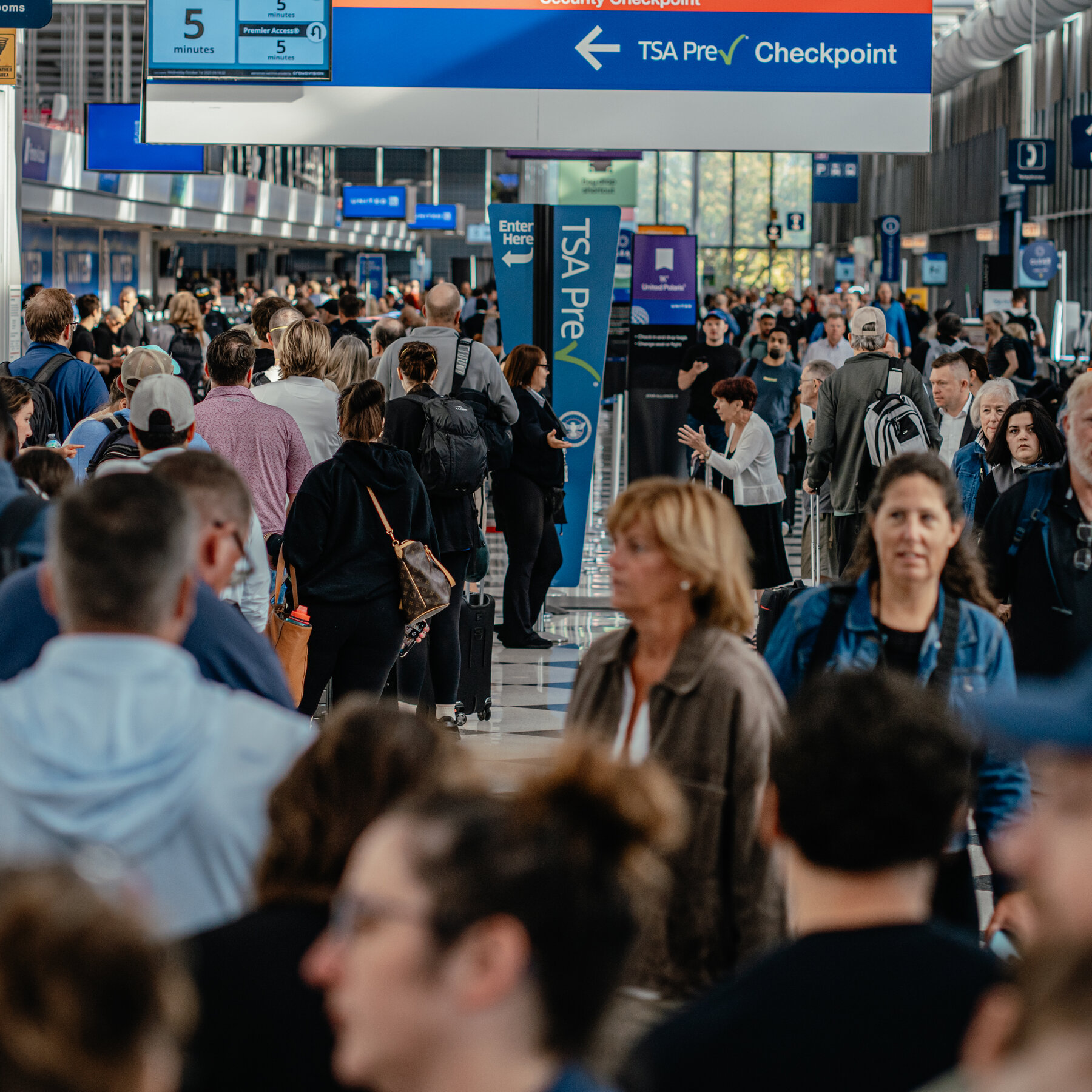 Shutdown Politics Has Republicans Singing Government’s Praises