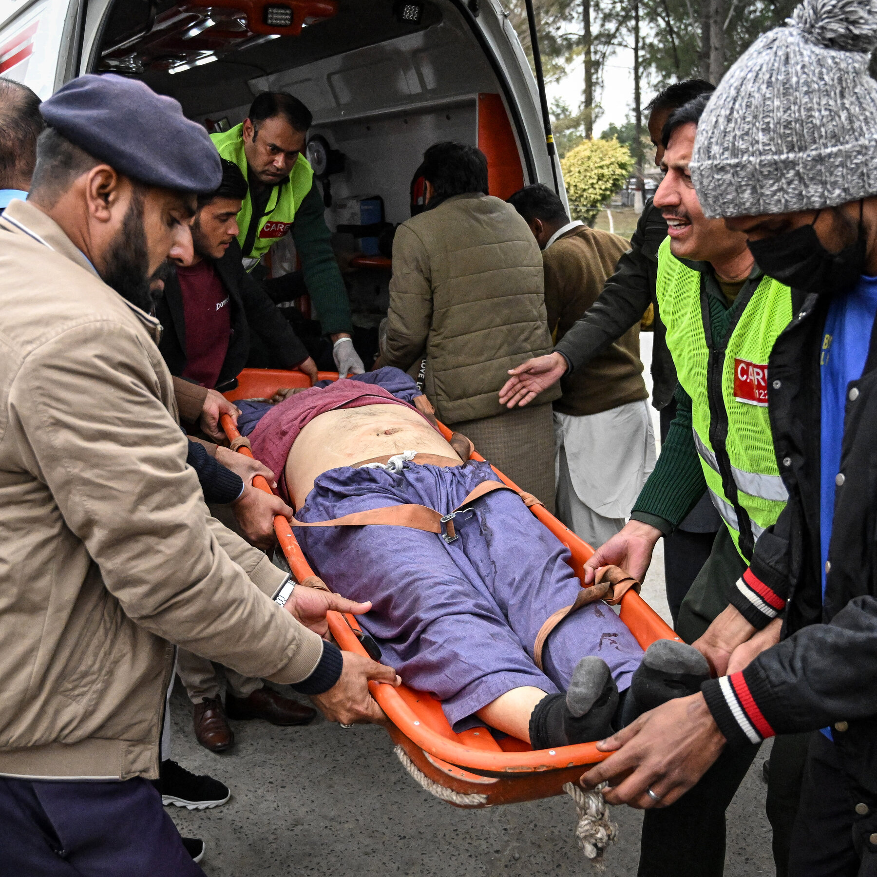 Suicide Bombing Kills 31 at Mosque in Pakistan’s Capital