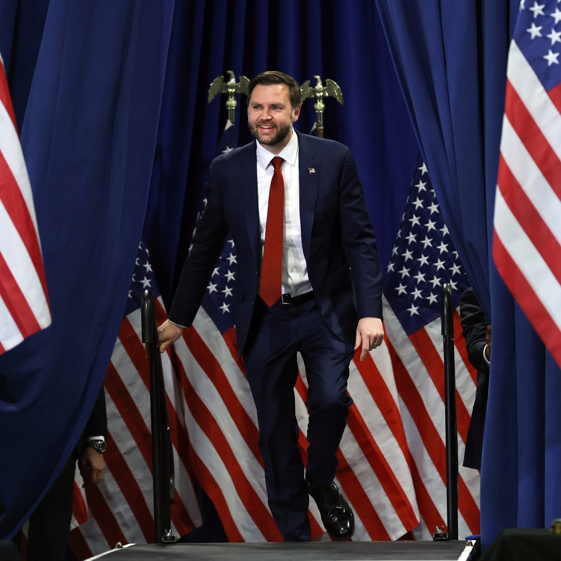Iran War Looms Over Vance as He Visits Iowa