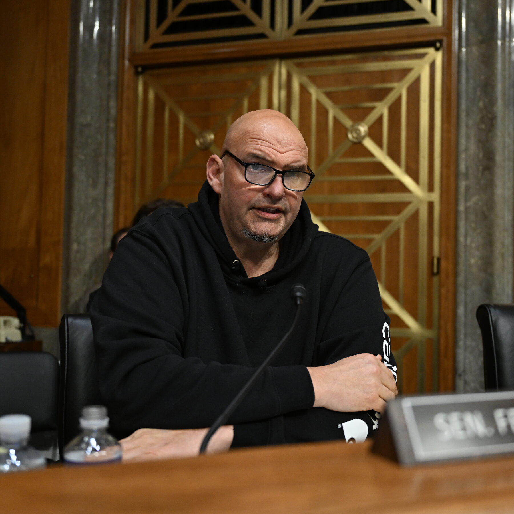 Fetterman Says He Has ‘No Plans’ to Leave the Democratic Party