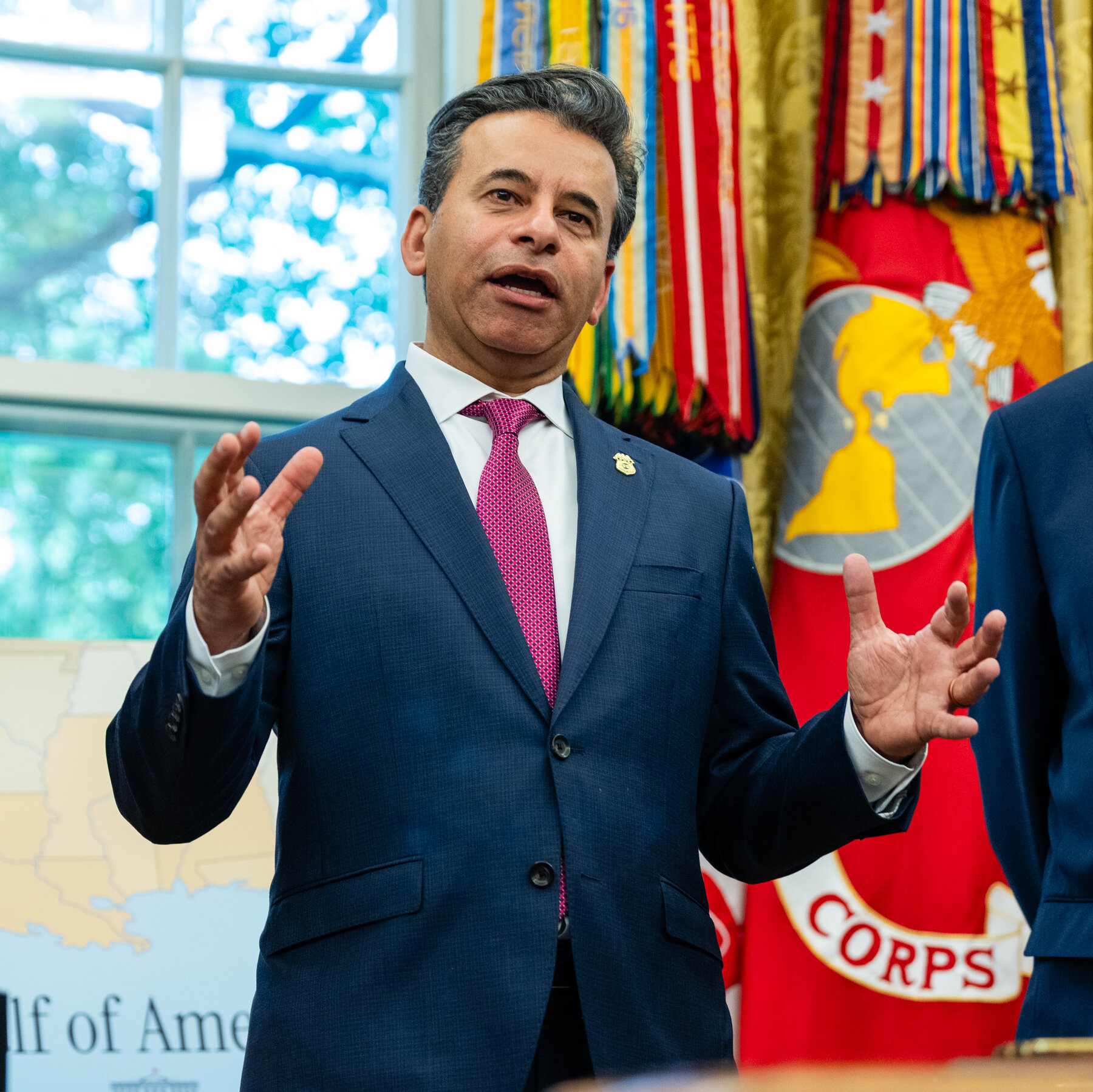 Trump Plans to Fire F.D.A. Commissioner Marty Makary