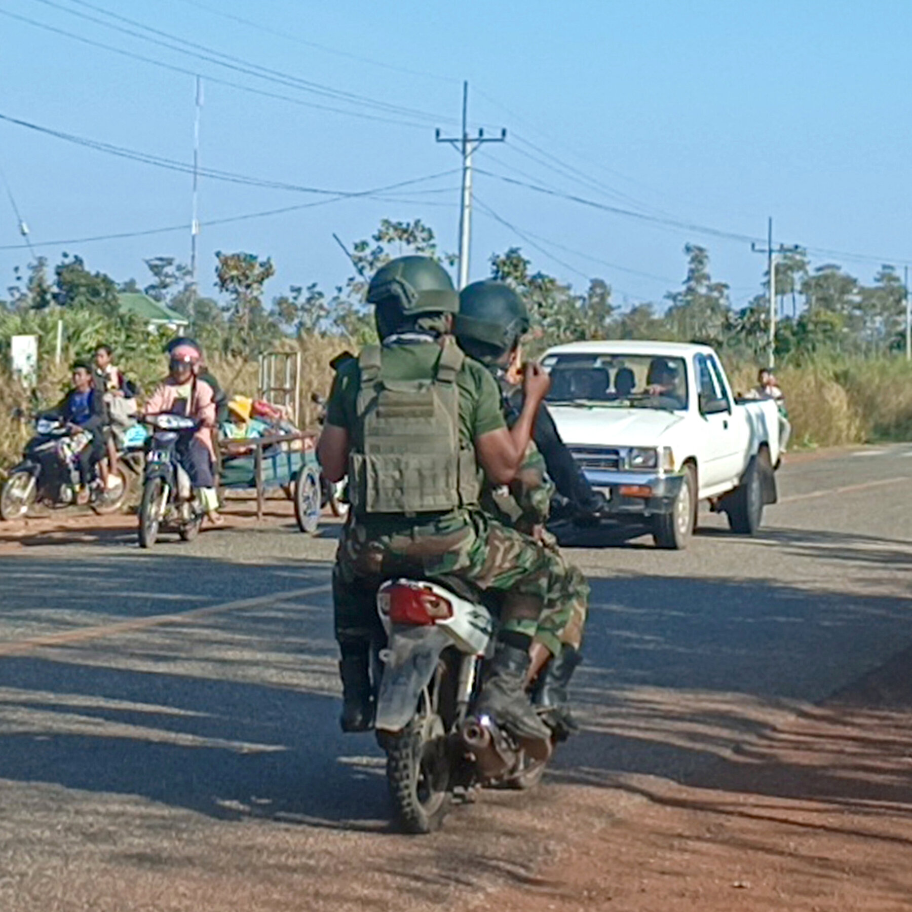 Thai Jets Bomb Cambodia as at Least 5 Die in New Wave of Fighting