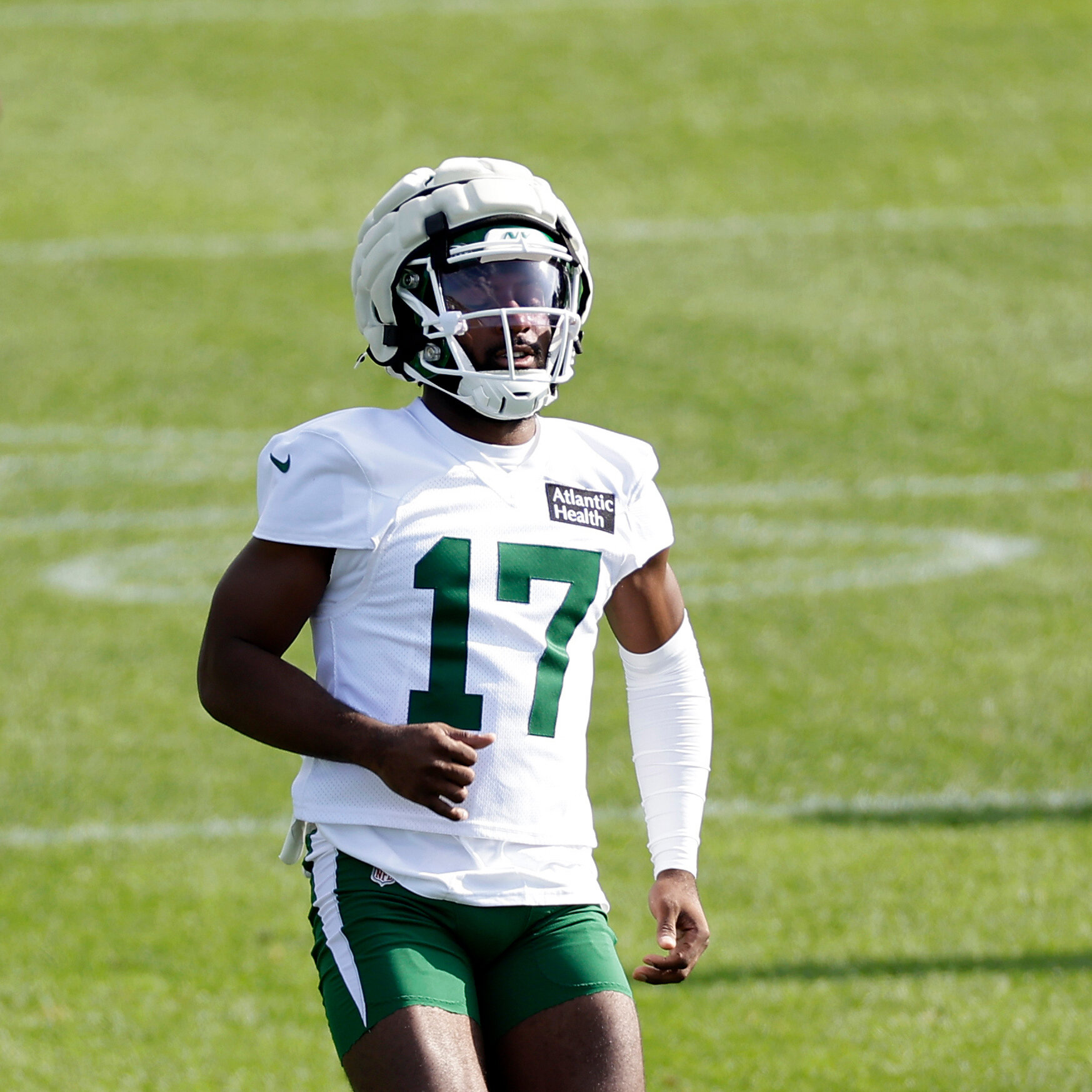 Man Charged With Attempted Murder in Shooting of Jets Player Kris Boyd