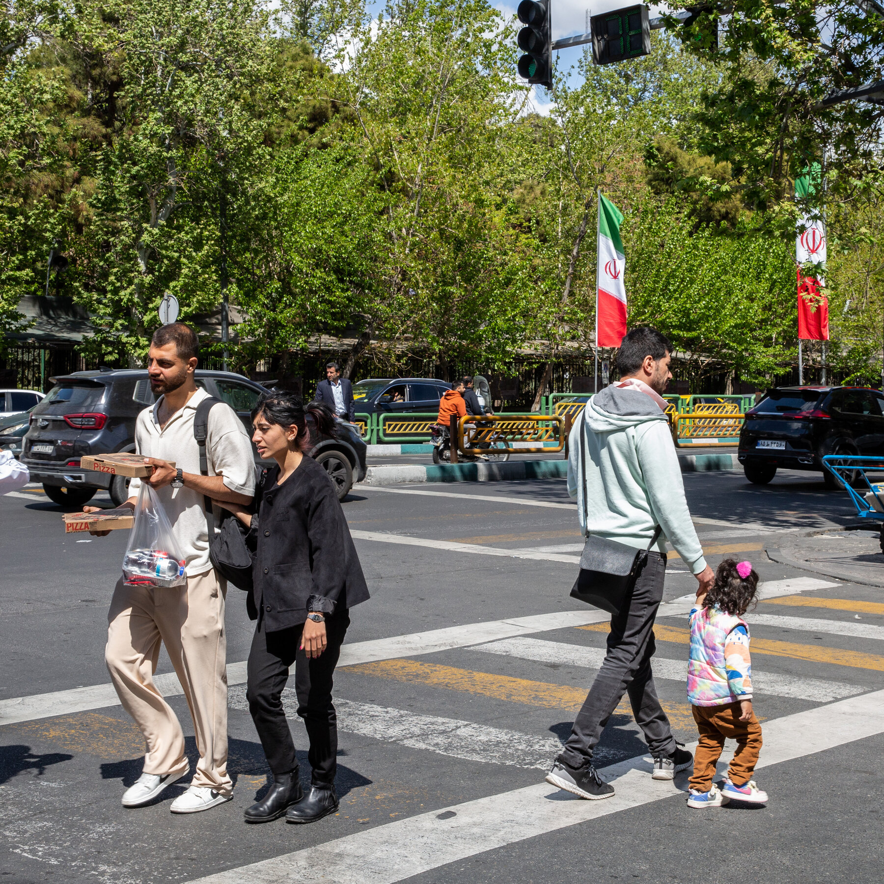 After Cease-Fire, Iranians Are Left to Pick Up the Pieces