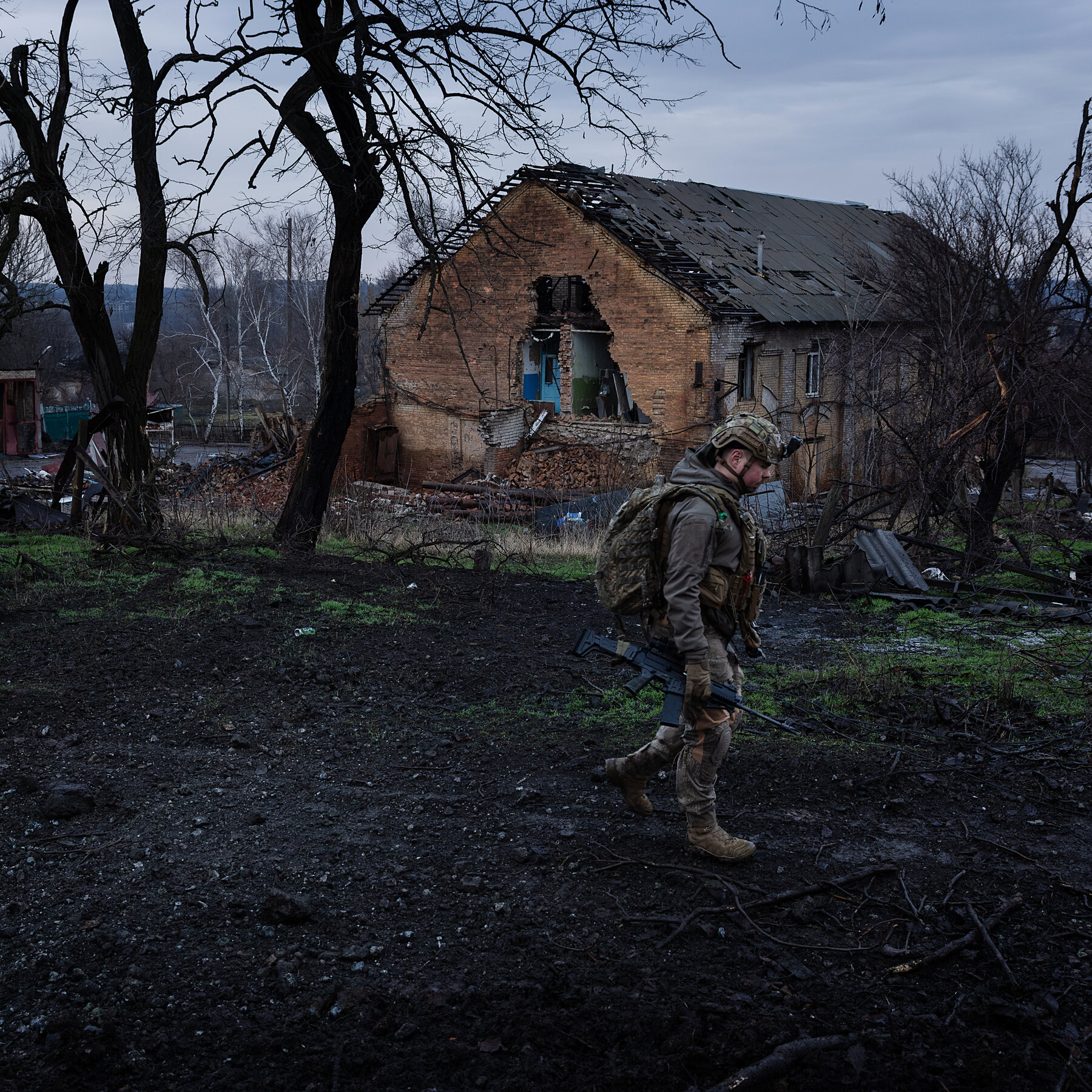 Putin Announces Orthodox Easter Cease-Fire, but Ukraine Is Skeptical