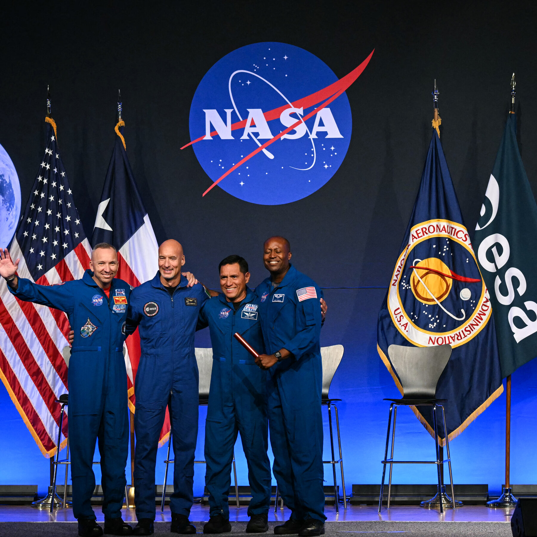 Meet the NASA Astronauts in the Artemis III 4-Person Crew
