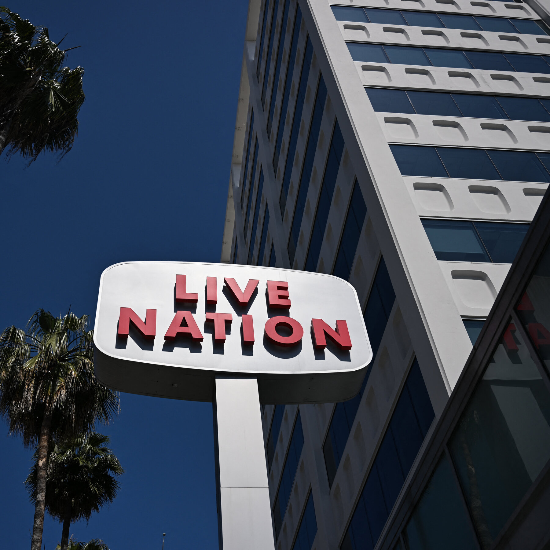 Live Nation, Ticketmaster’s Owner, Settles Antitrust Case With Justice Dept.