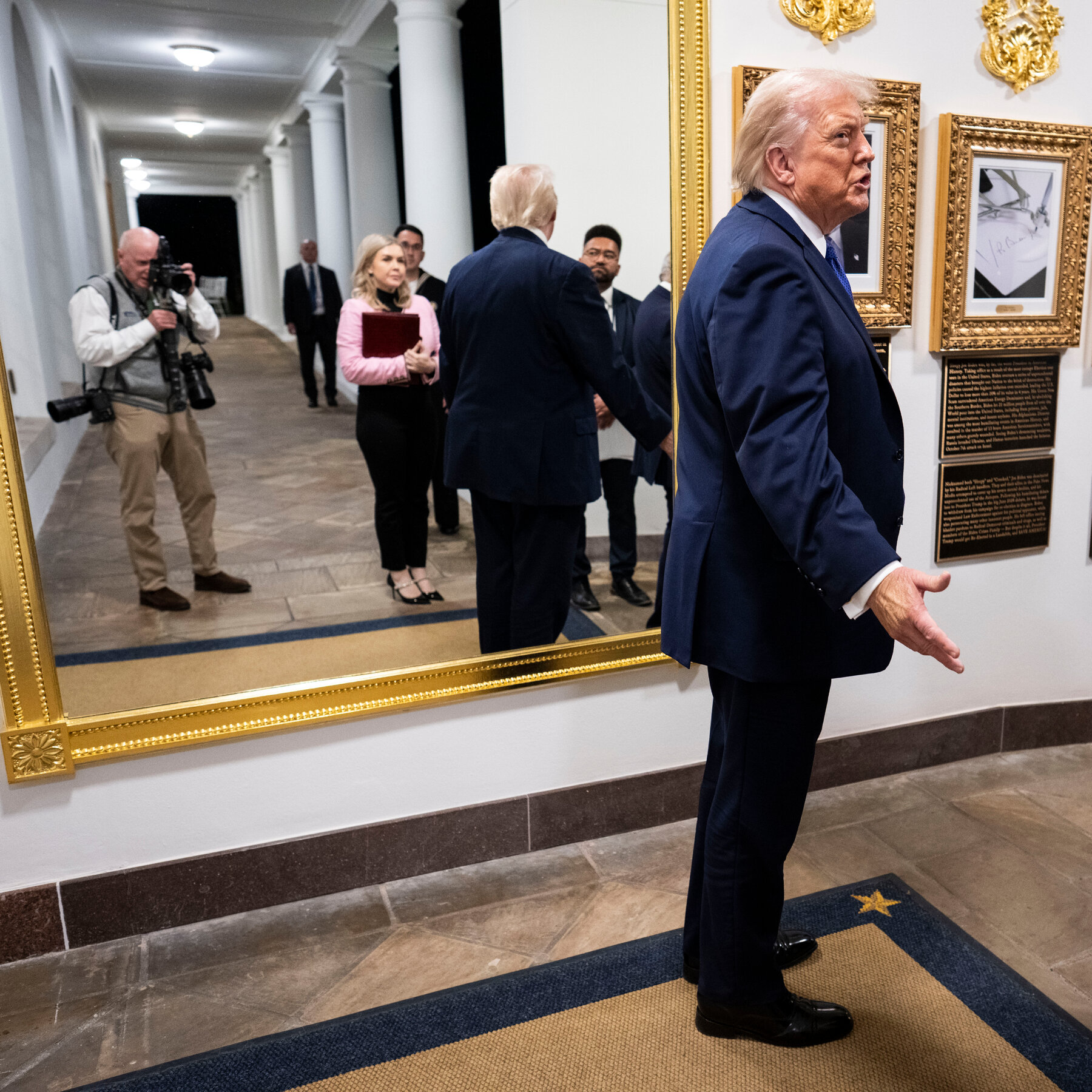How Our White House Photographer Finds New Angles on the Oval Office