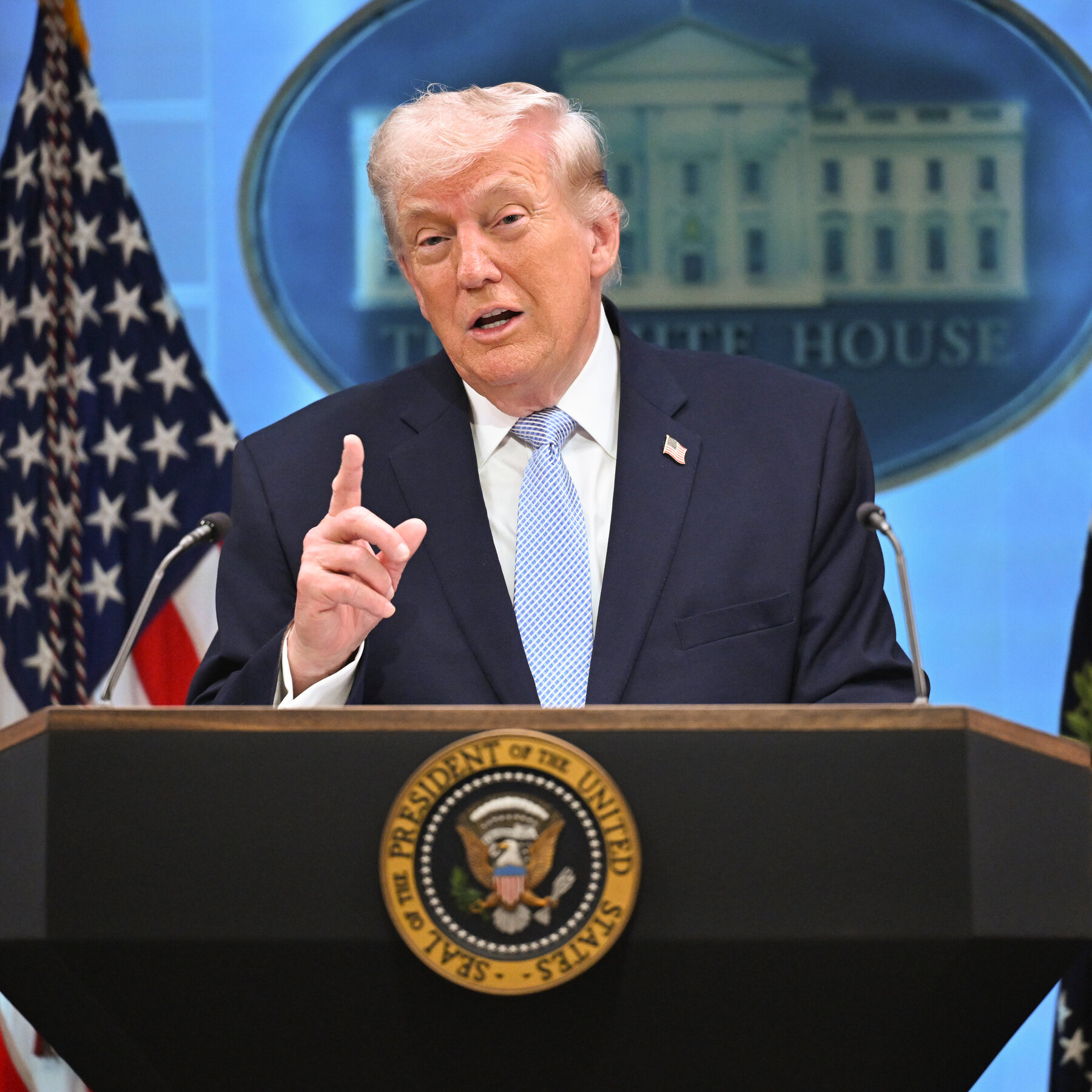 Trump Attacks Tucker Carlson, Megyn Kelly Over Iran War Criticism