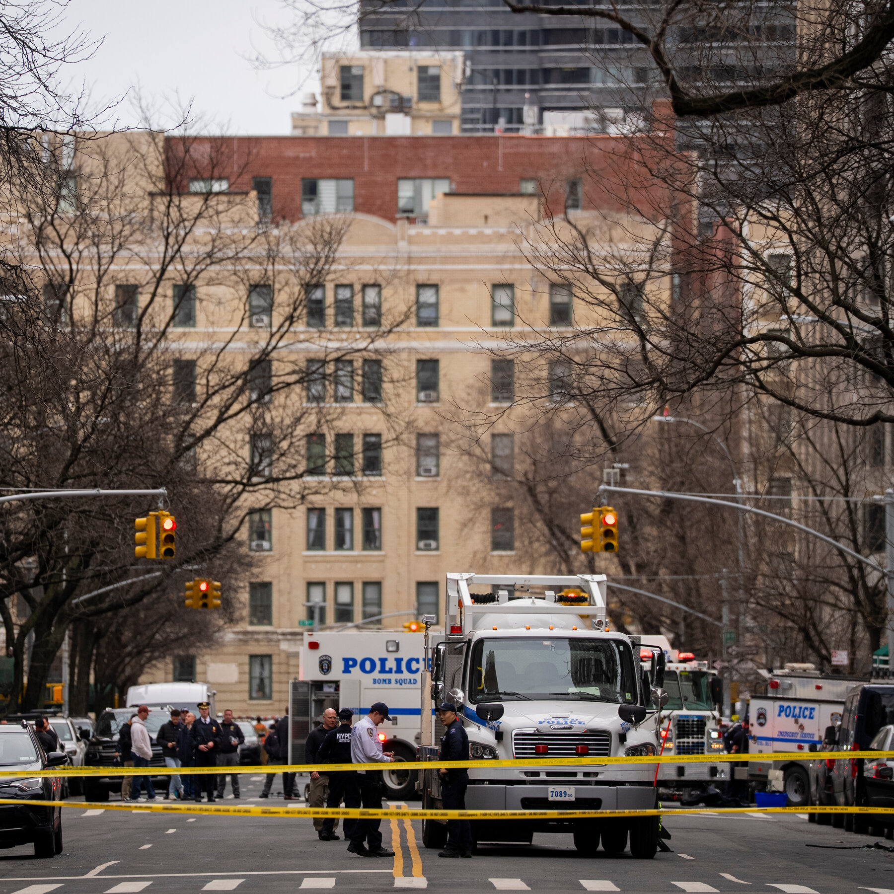 Homemade Bombs in ISIS-Inspired Attack Were Deadly, N.Y.P.D. Says
