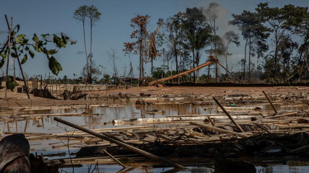 'I'll rip your head off': Gang's grip over gold mines sows terror in Peru's La Pampa