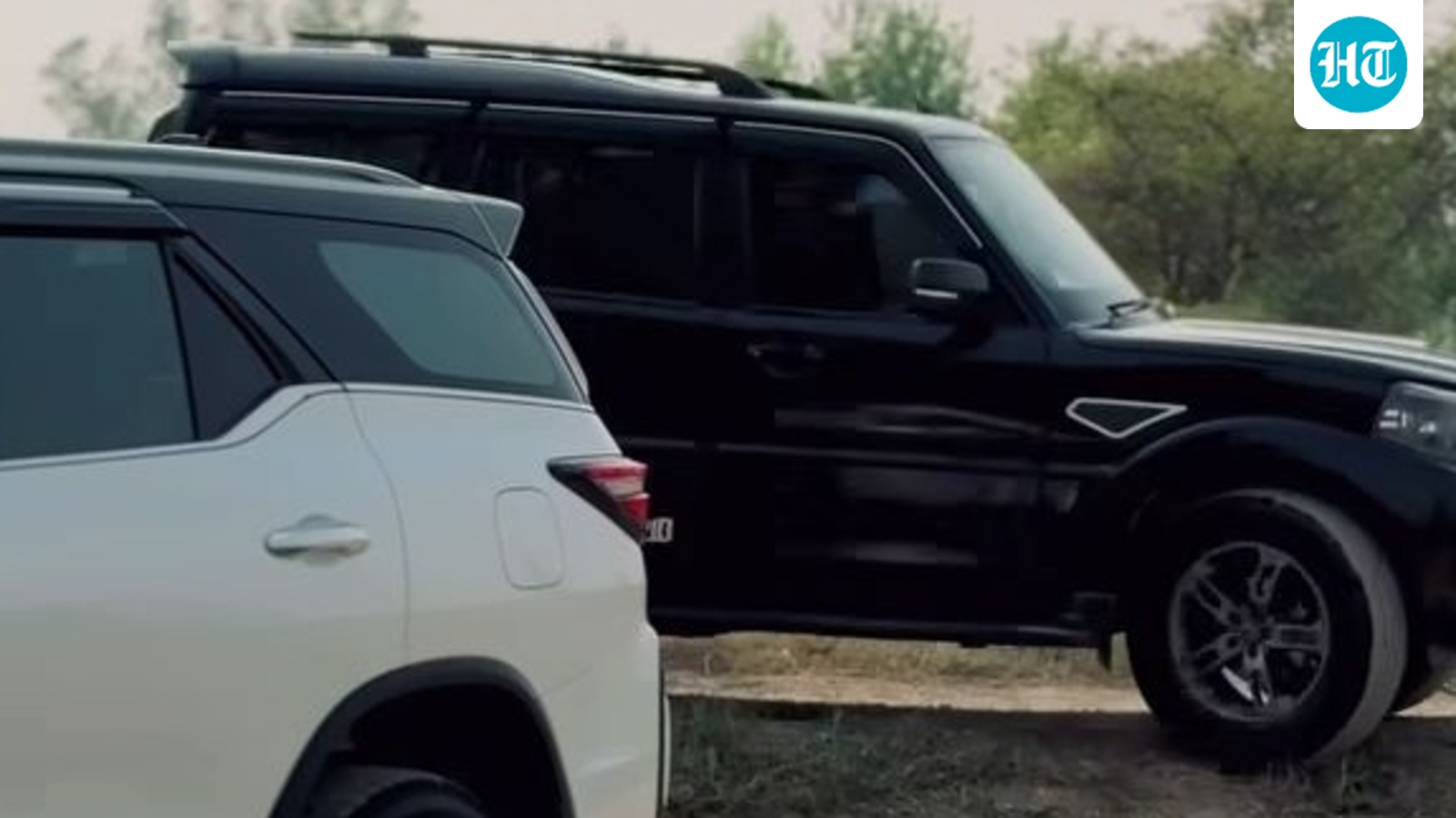 Gurugram: 3 men perform stunts on SUVs, disrupt traffic on Dwarka Expressway