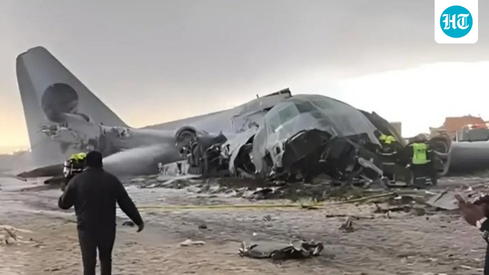 Bolivia military plane crash near El Alto International Airport; casualties, scary visuals emerge | Video