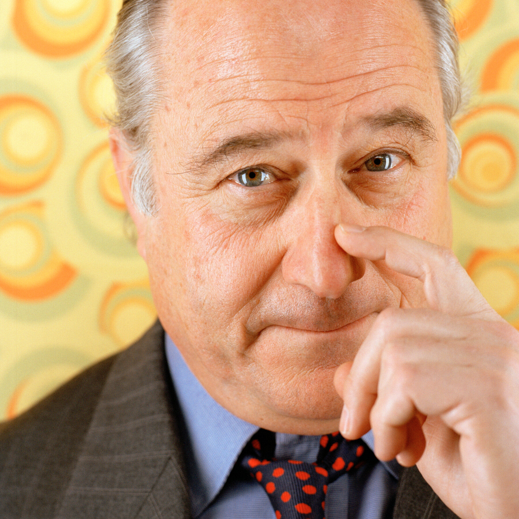 Fred Drasner, a Feisty Leader of The Daily News, Is Dead at 83