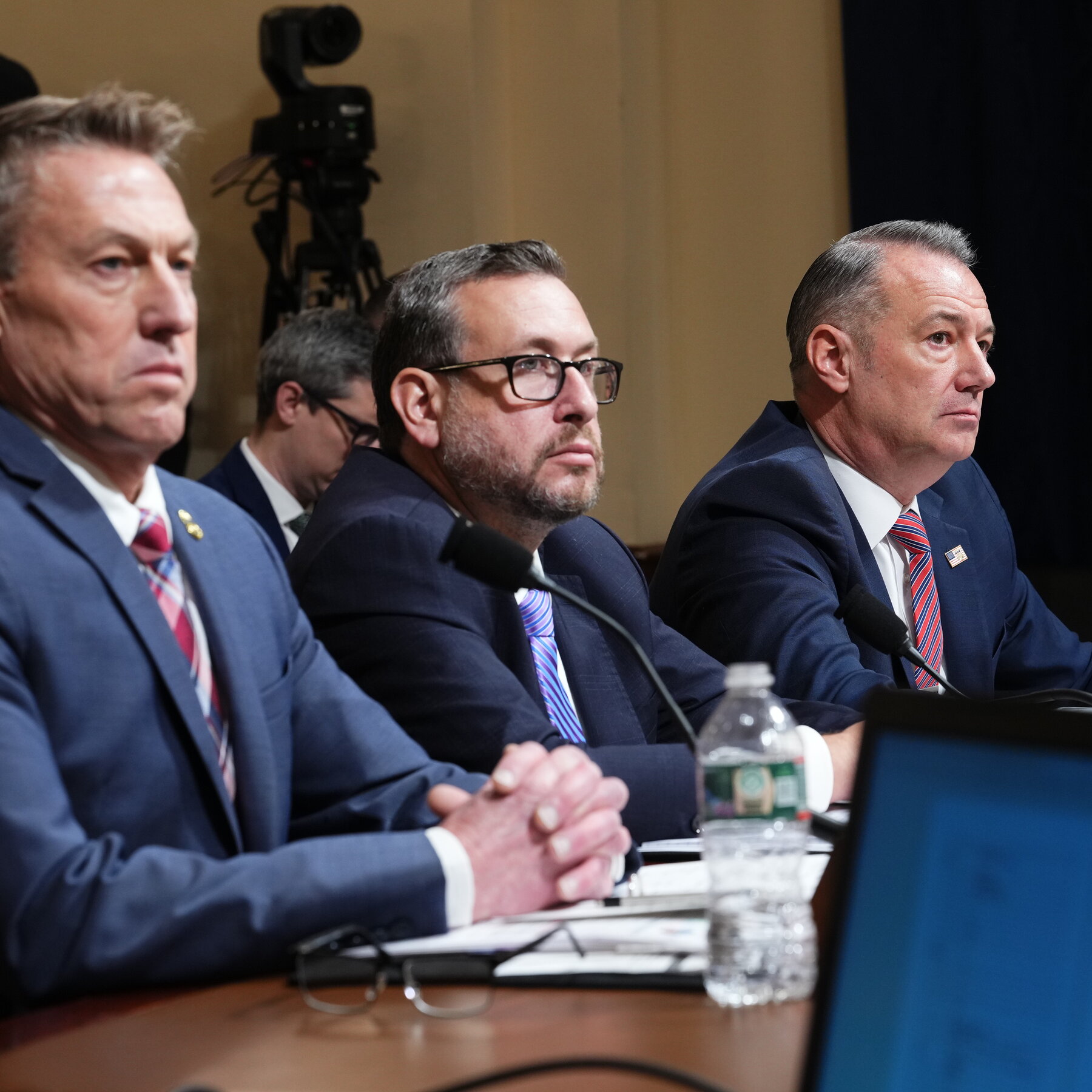 Top Immigration Officials Refuse to Discuss Minnesota Shootings at Hearing