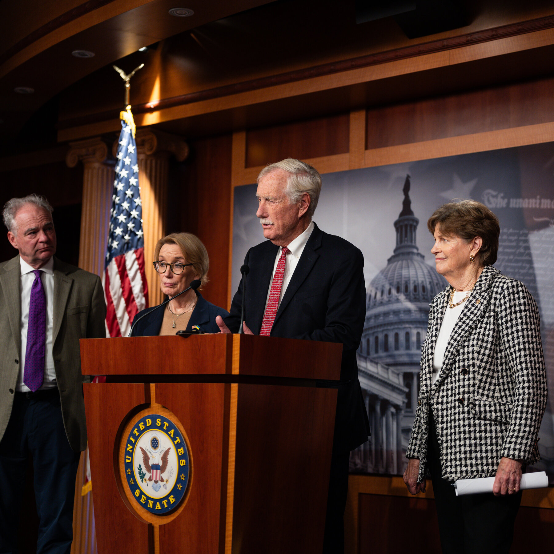 A Breakthrough Government Shutdown Vote, and New Tax Cuts for the Ultrarich