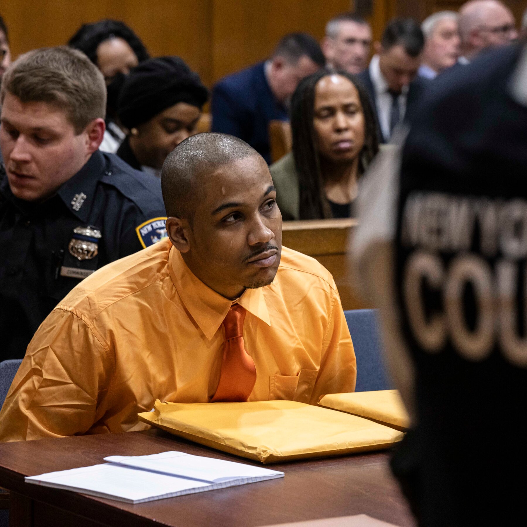 Man Accused of Killing an N.Y.P.D. Officer in 2024 Goes on Trial