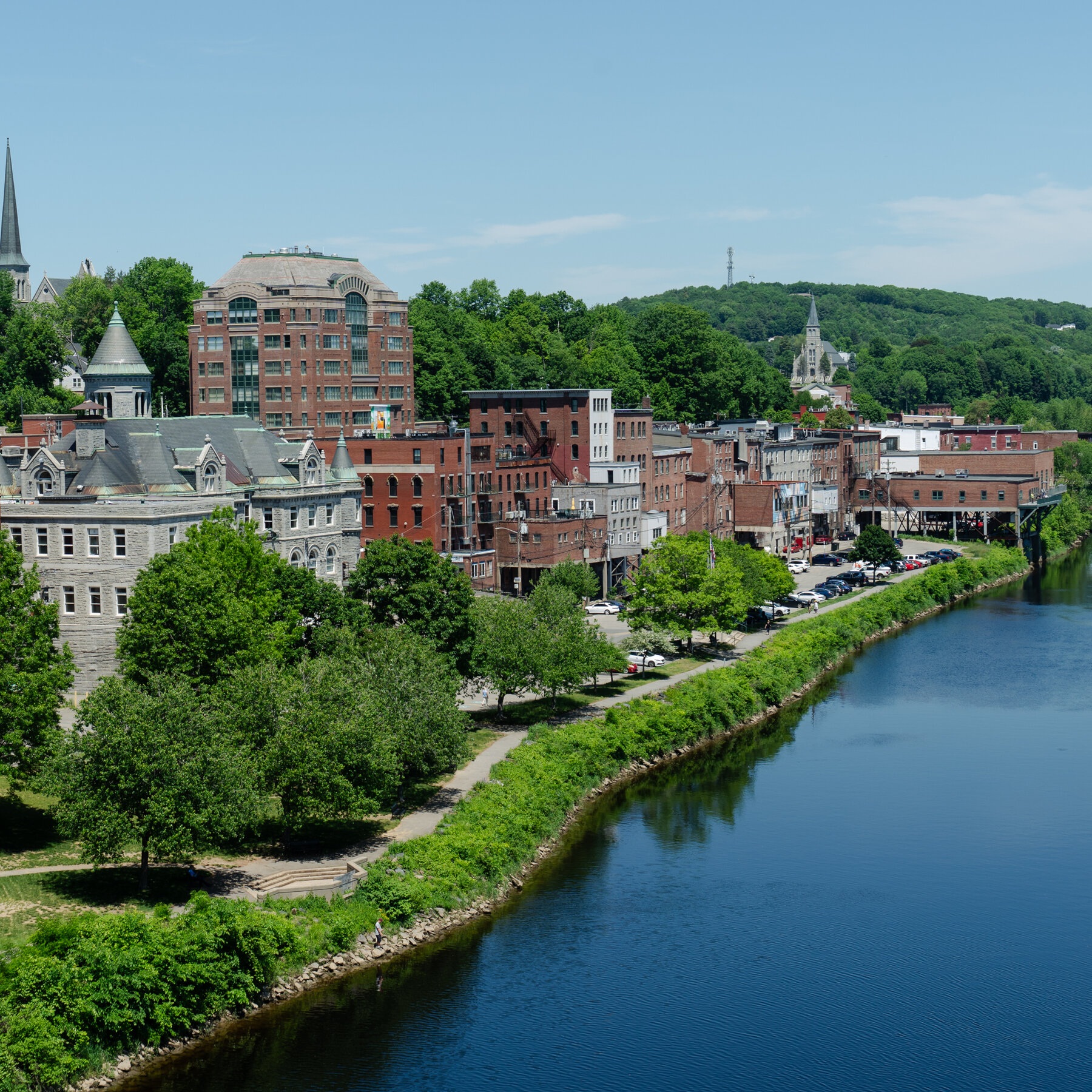Maine Democrats Eyeing Late July Convention to Pick Platner Replacement