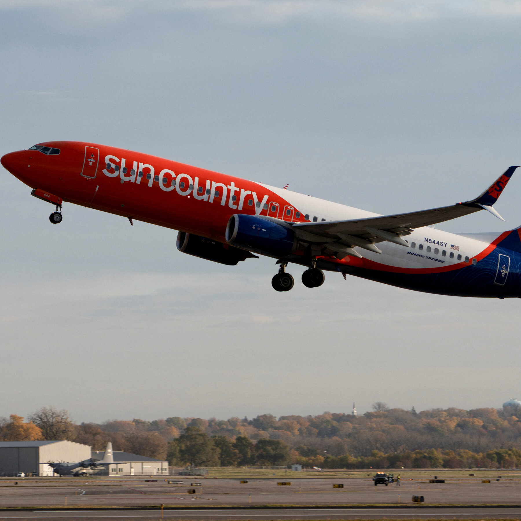 Allegiant to Buy Sun Country Airlines in $1.5 Billion Deal