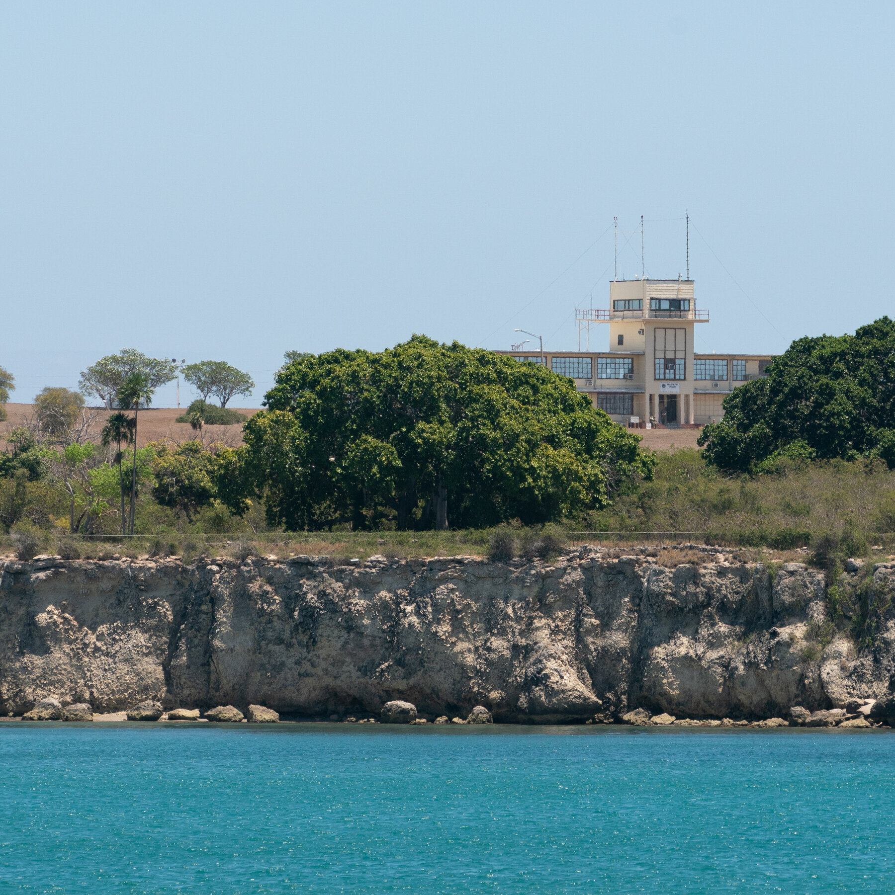Judge Again Delays Guantánamo’s First Death-Penalty Terror Trial