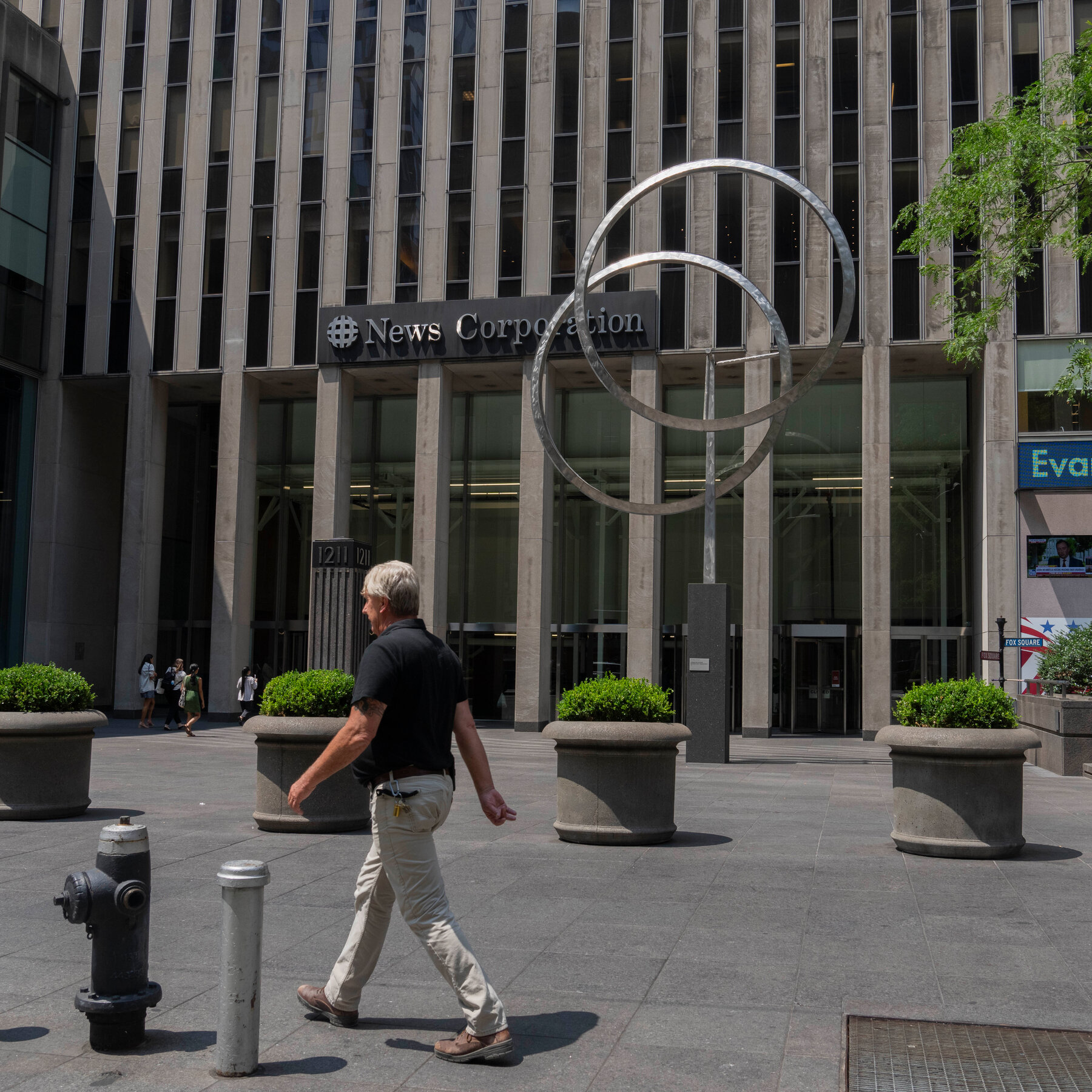 Justice Dept. Subpoenas Wall Street Journal in Leak Investigation